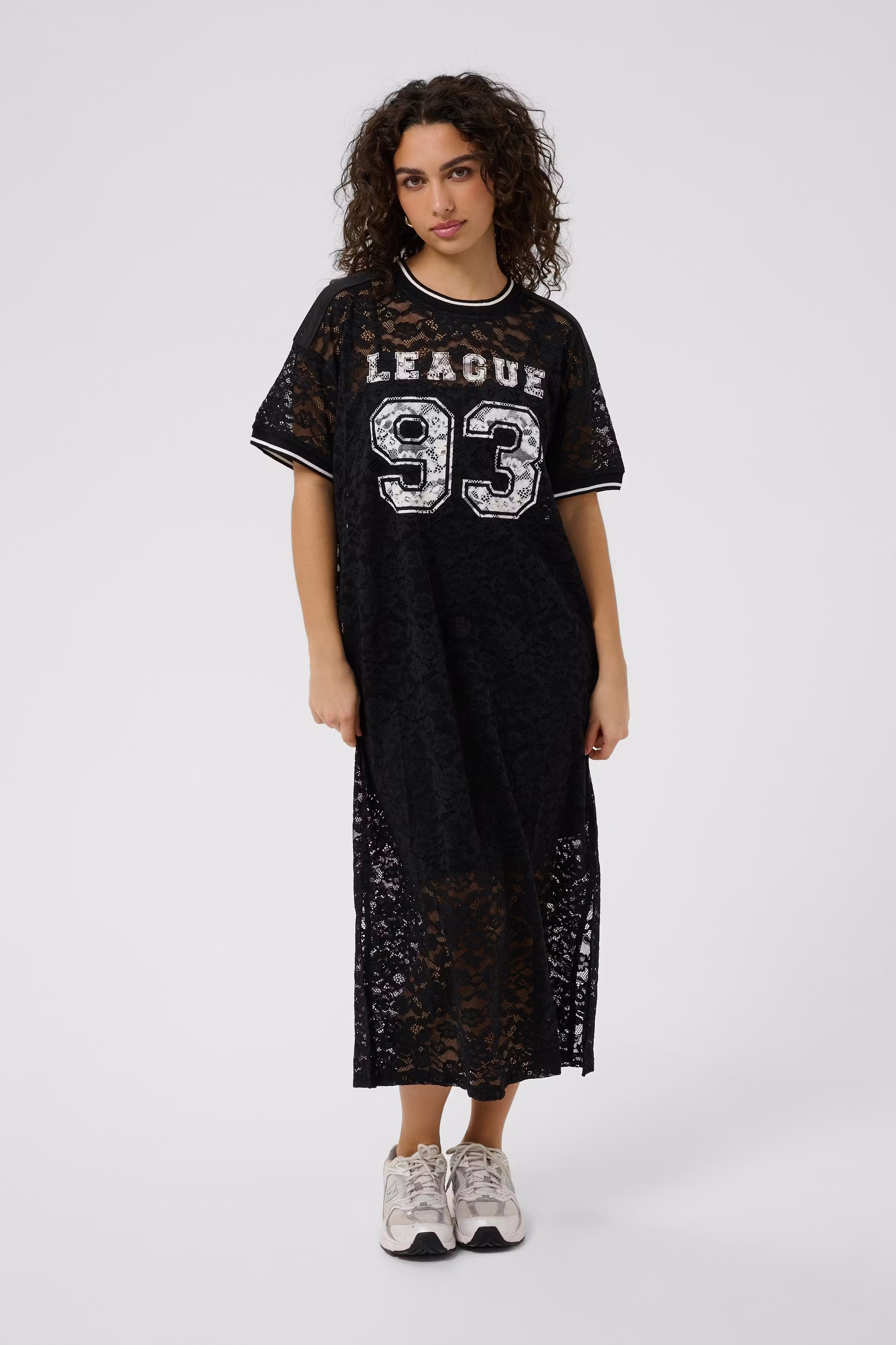 KAbelle Kjole LOOKBOOK FRONT 10511427-100121