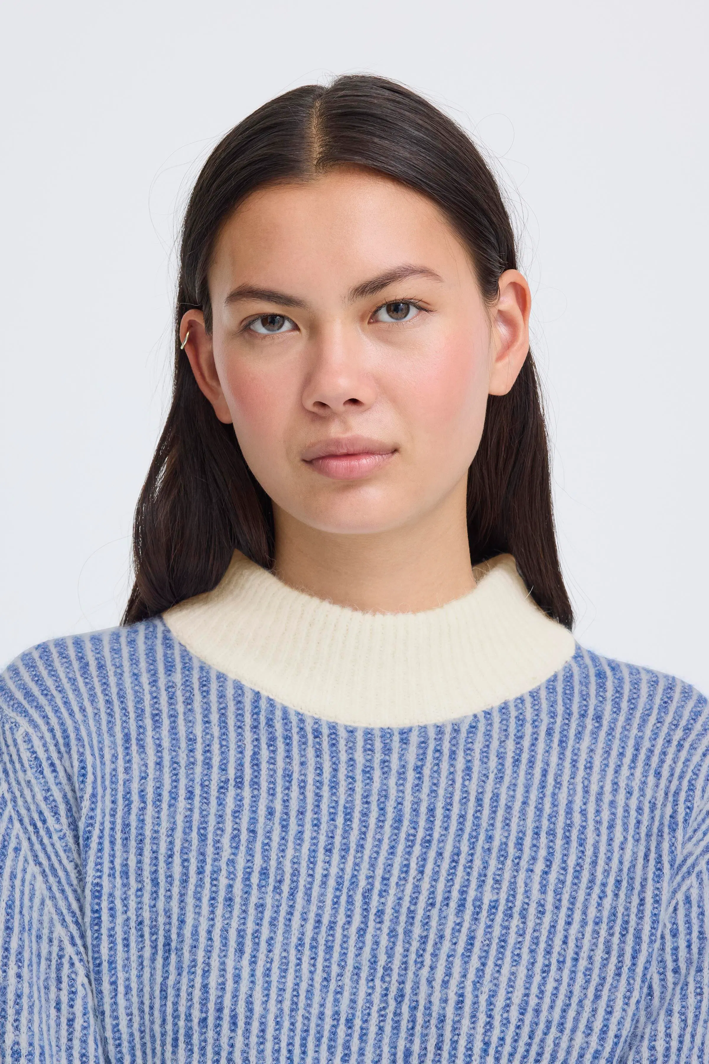 IHKAMARA Pullover LOOKBOOK DETAIL 20119231-194057