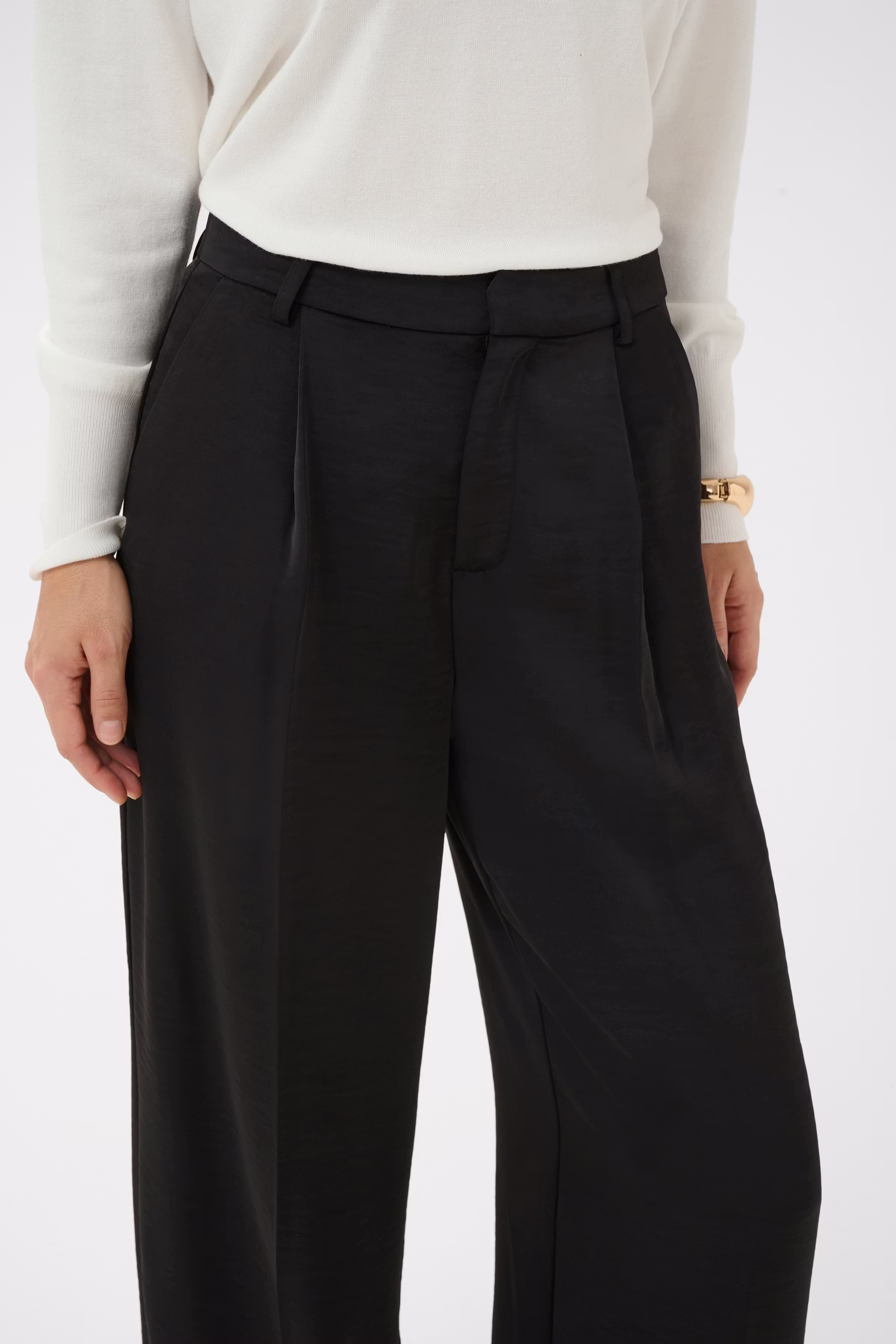 KArory Hose LOOKBOOK DETAIL 10511359-100121