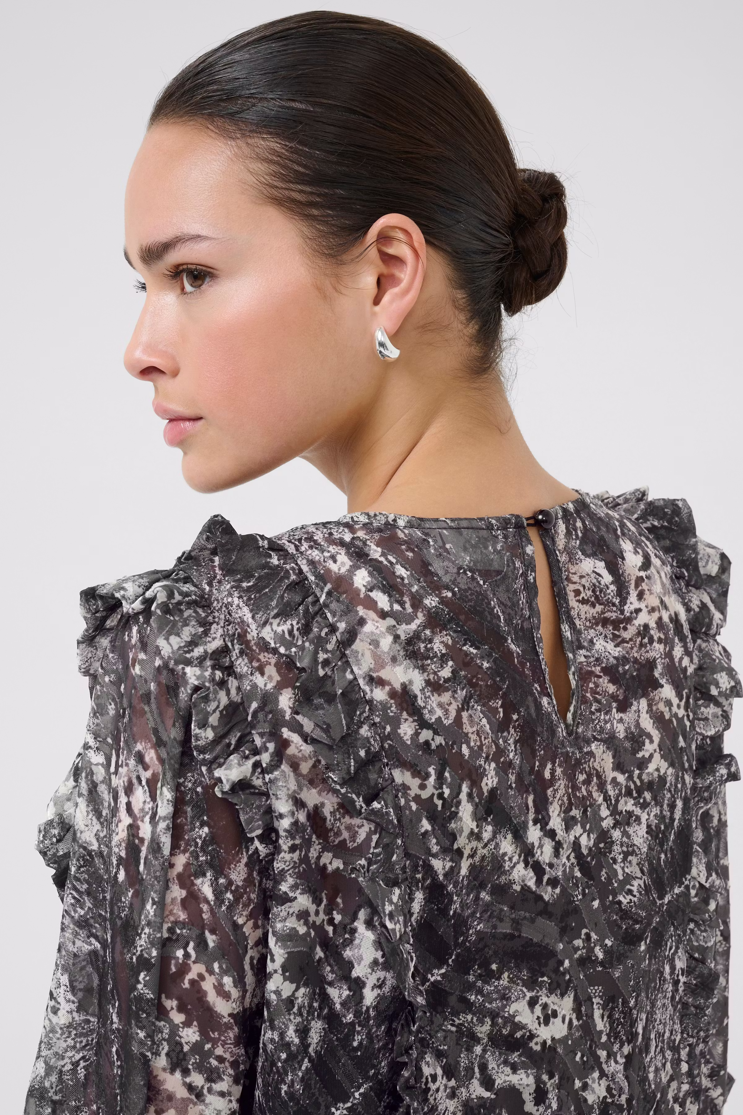 KAalica Kleid LOOKBOOK DETAIL 10510529-108203