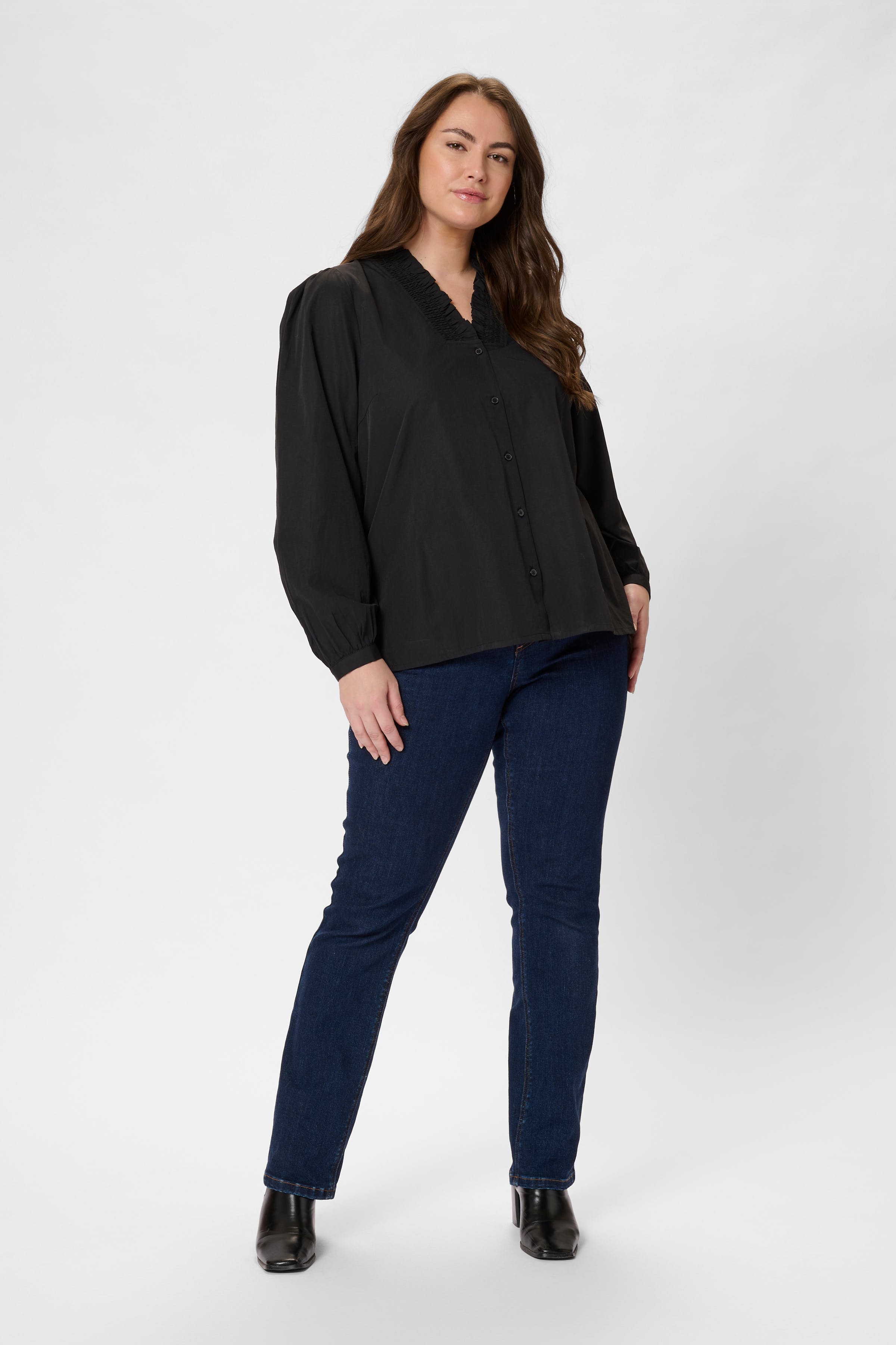 KAmai Shirt LOOKBOOK FRONT 10583011-100121