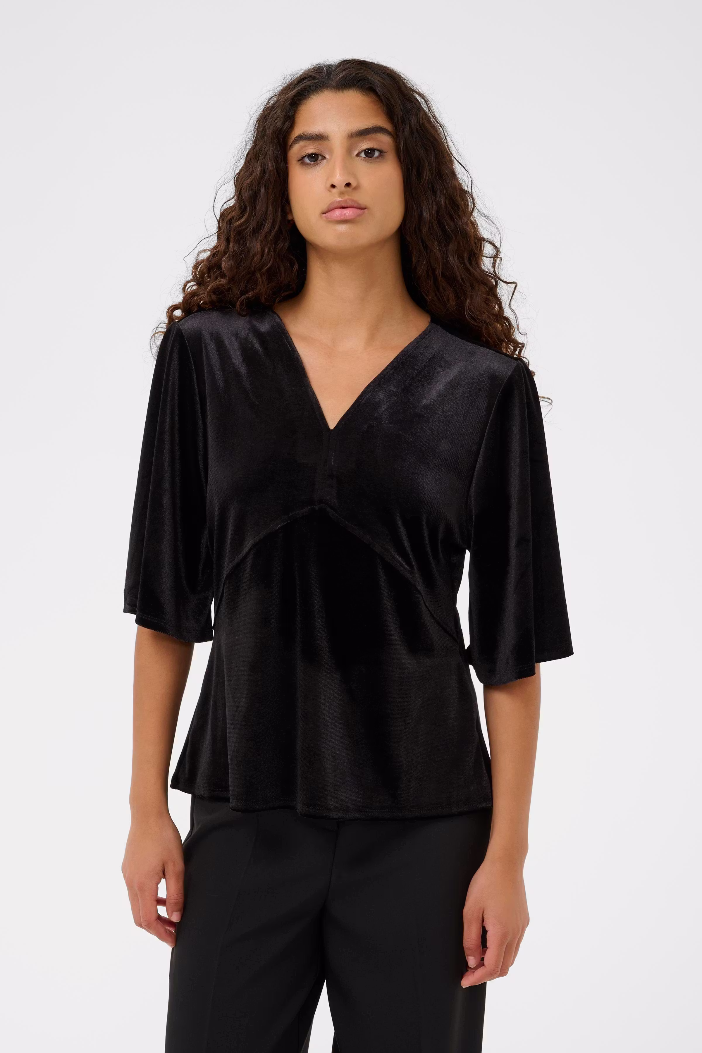 SLVelera Blouse LOOKBOOK FRONT 30408842-194008