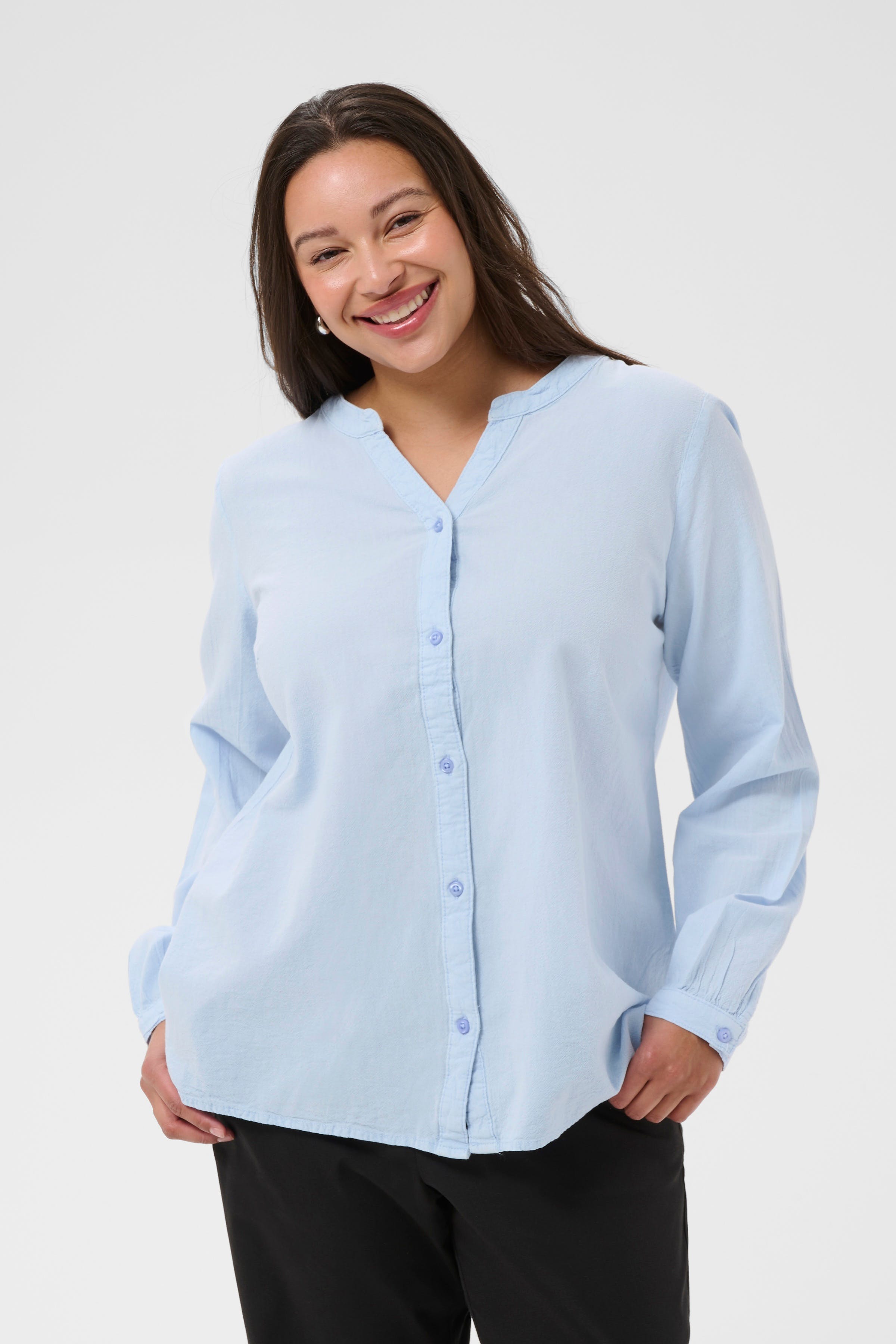 KCnana Skjorta LOOKBOOK FRONT 10583966-154031