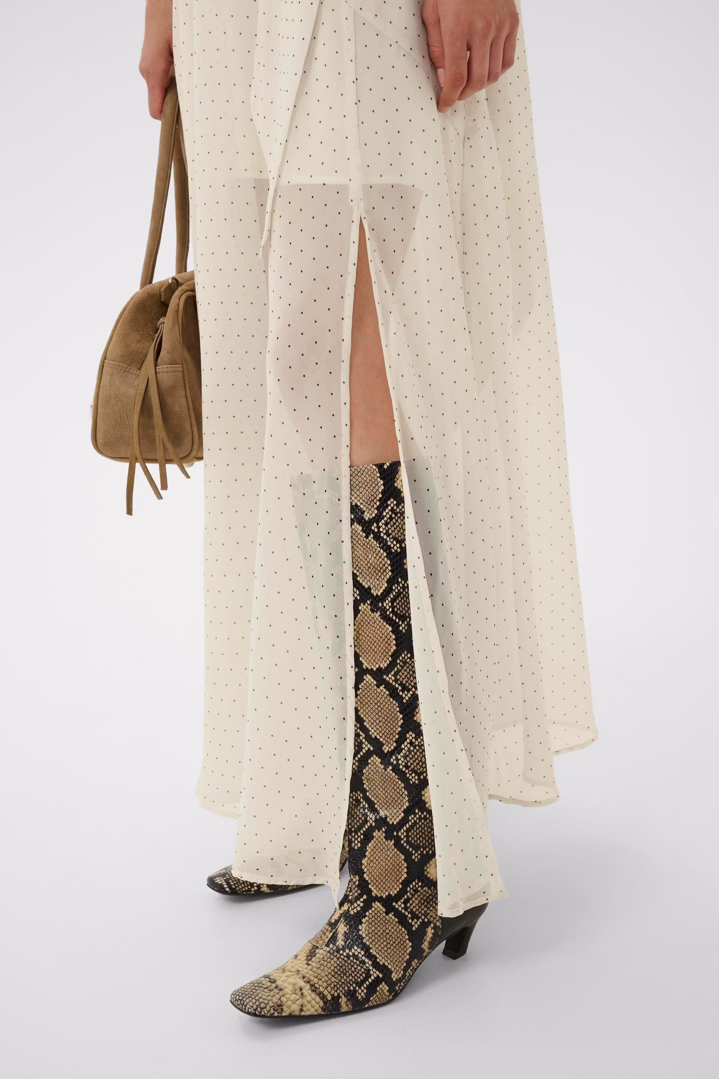 GZdorah Kjole LOOKBOOK DETAIL 10911148-109386