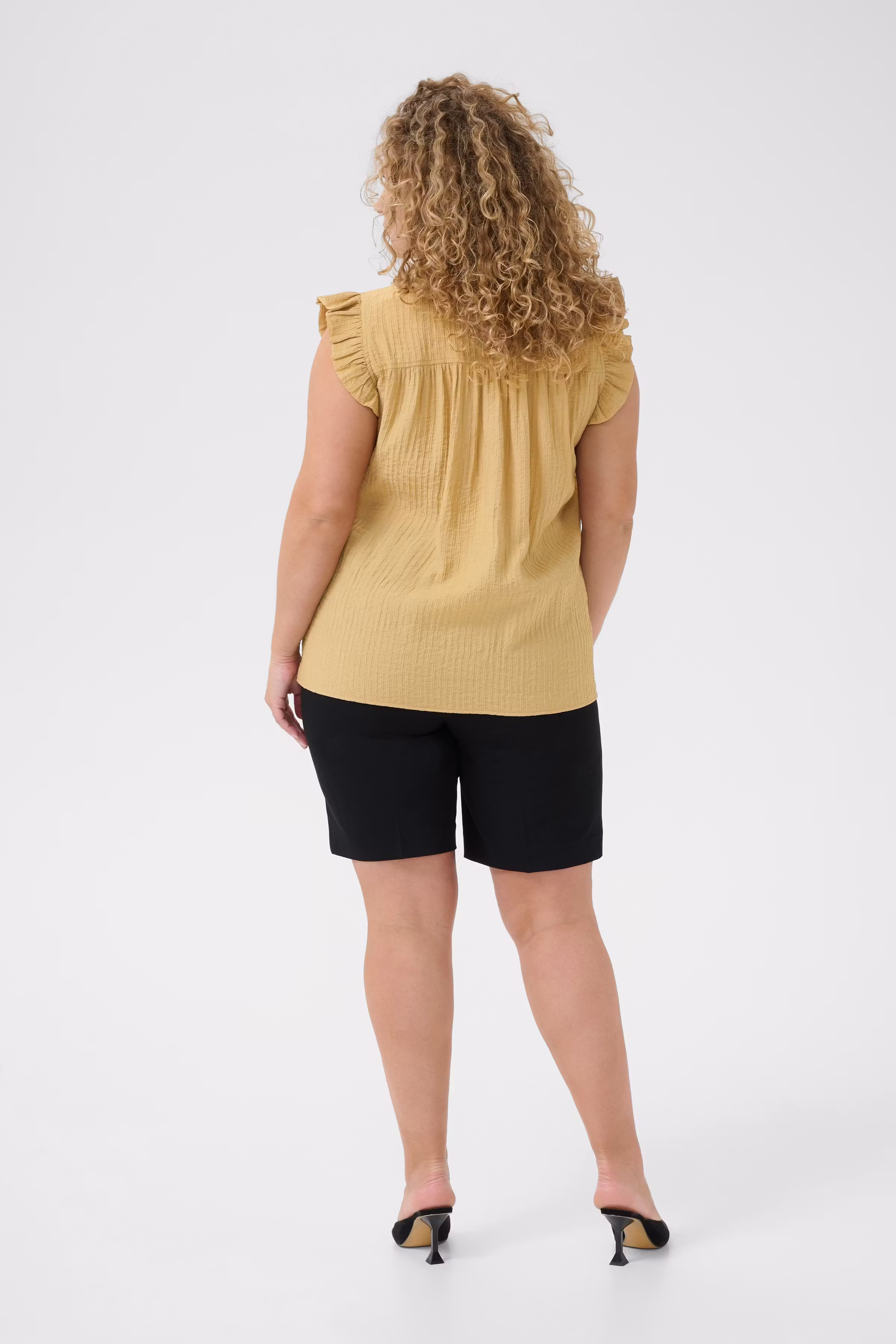 KClyana Blouse LOOKBOOK BACK 10583215-161120