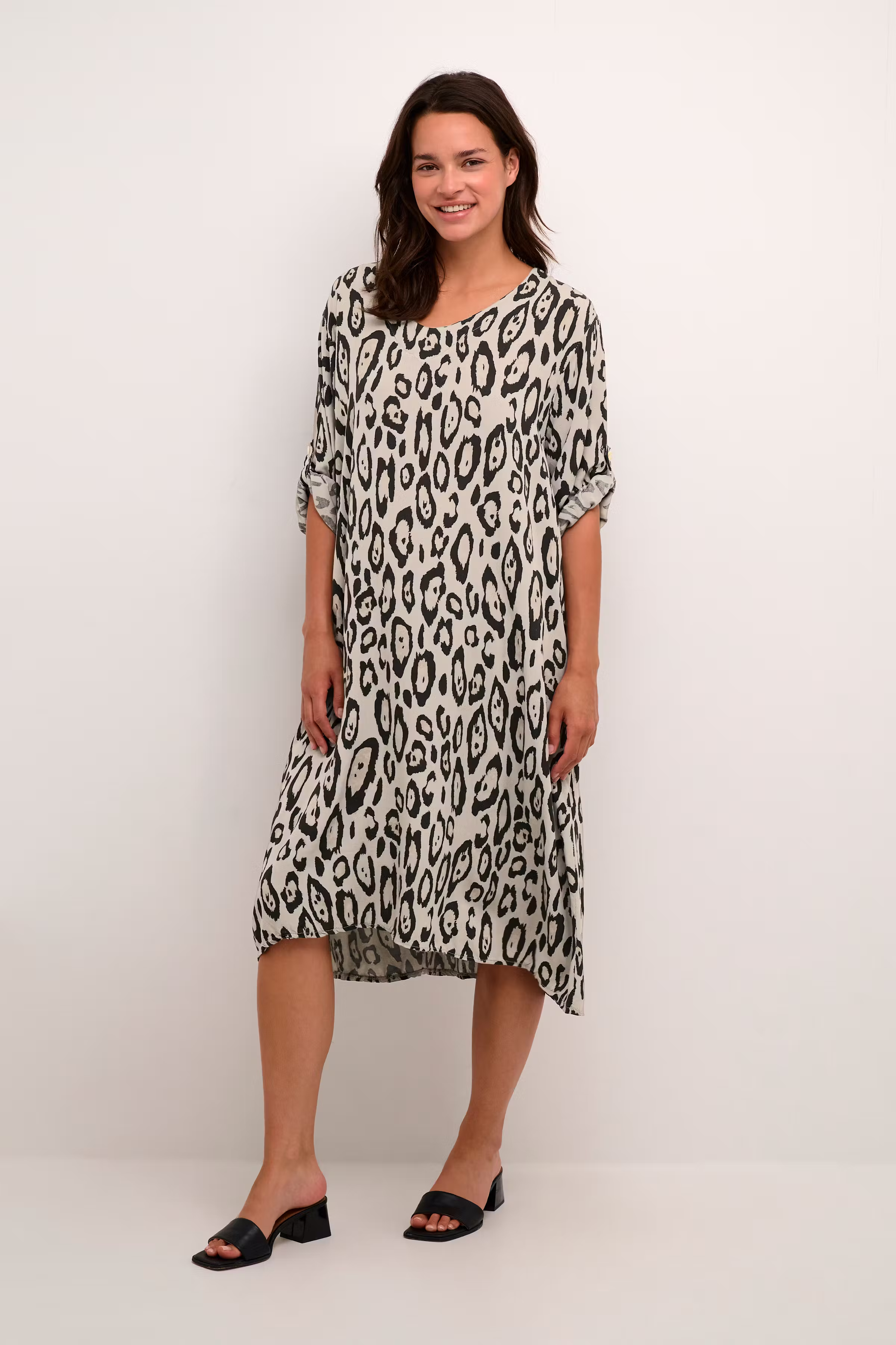 BPkessia Jurk LOOKBOOK FRONT 40103498-400705