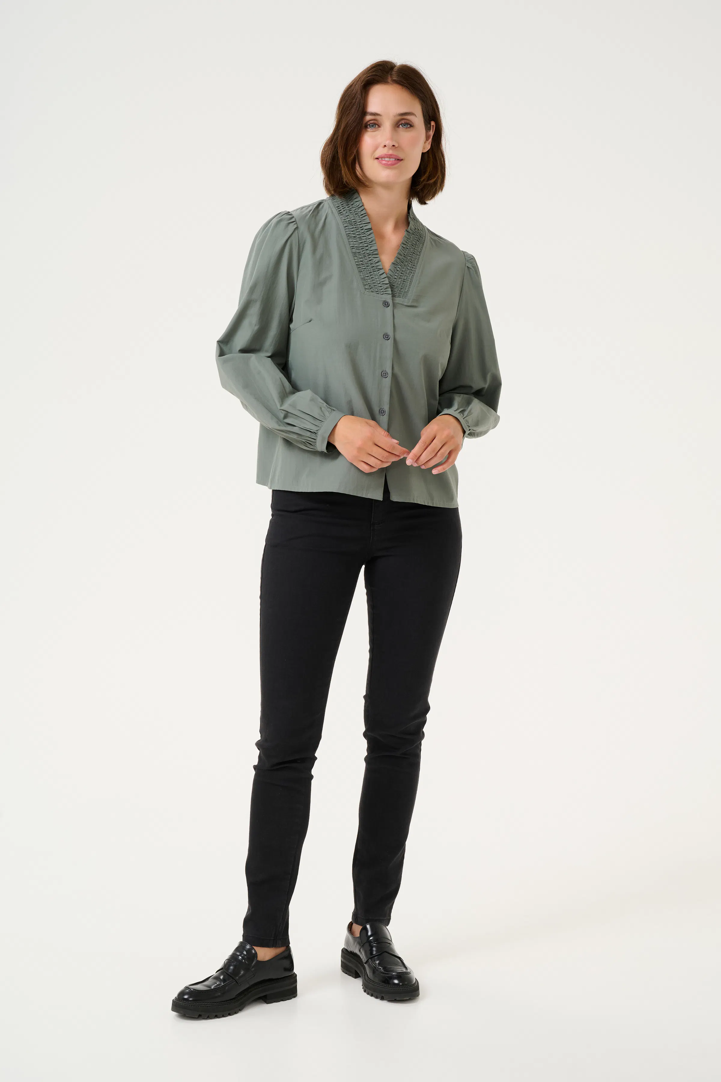 KAmaia Skjorte LOOKBOOK FRONT 10509662-185606