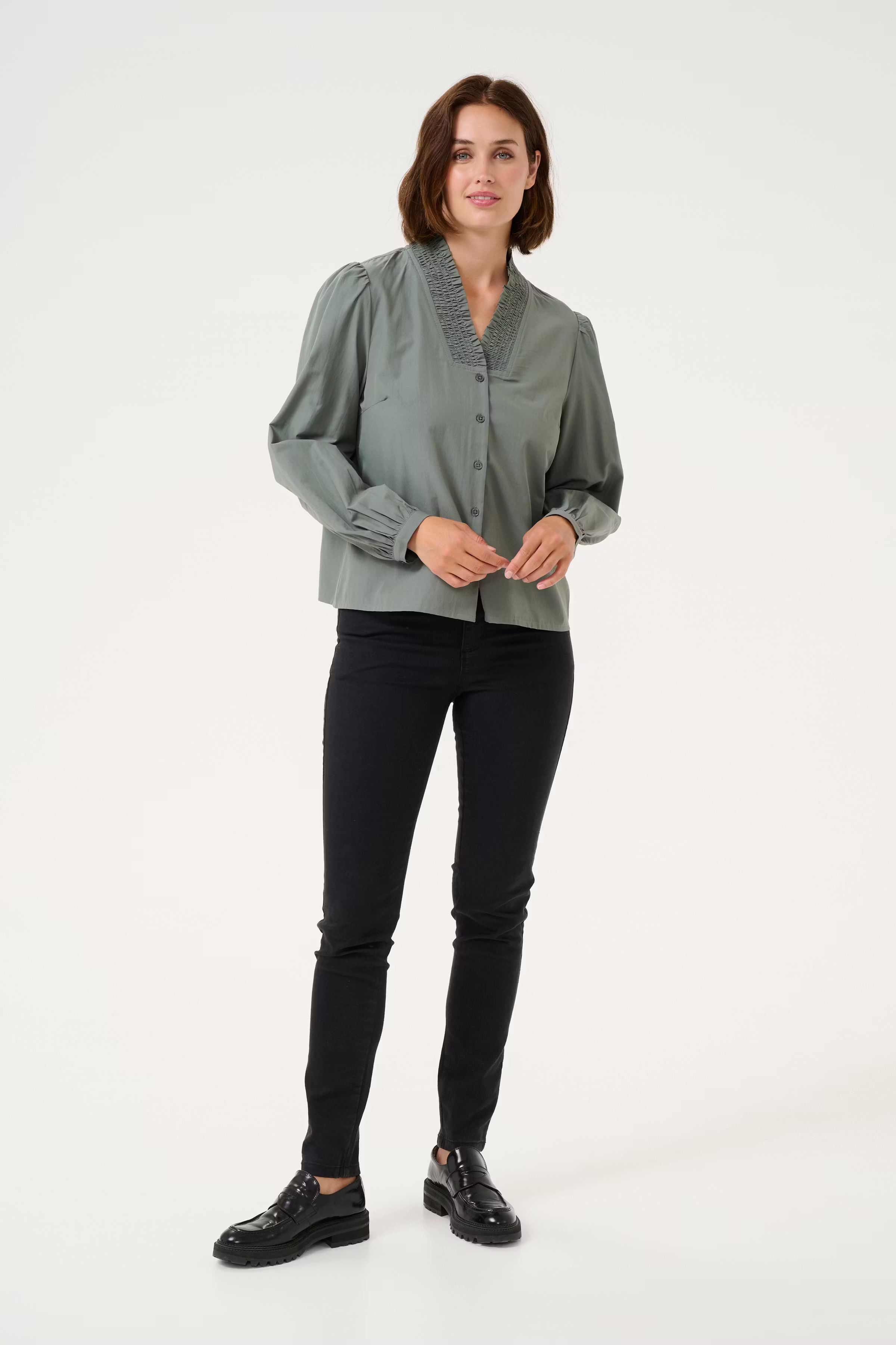 KAmaia Skjorte LOOKBOOK FRONT 10509662-185606