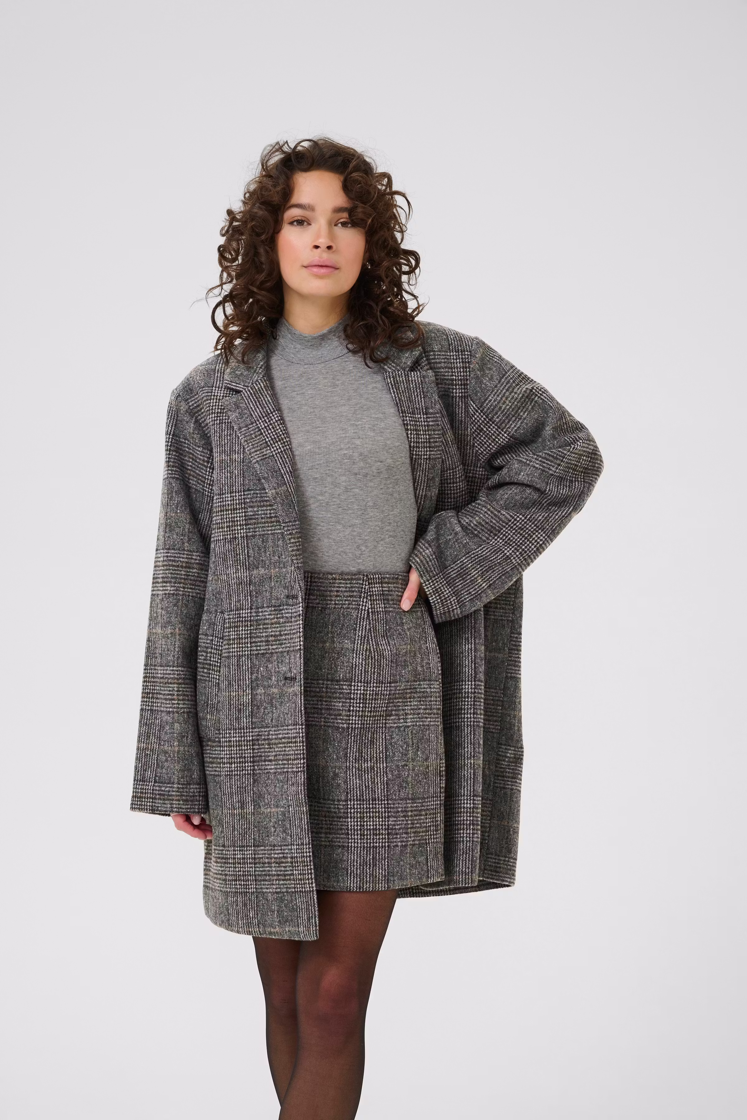 KAvivian Skjørt LOOKBOOK FRONT 10510715-108293