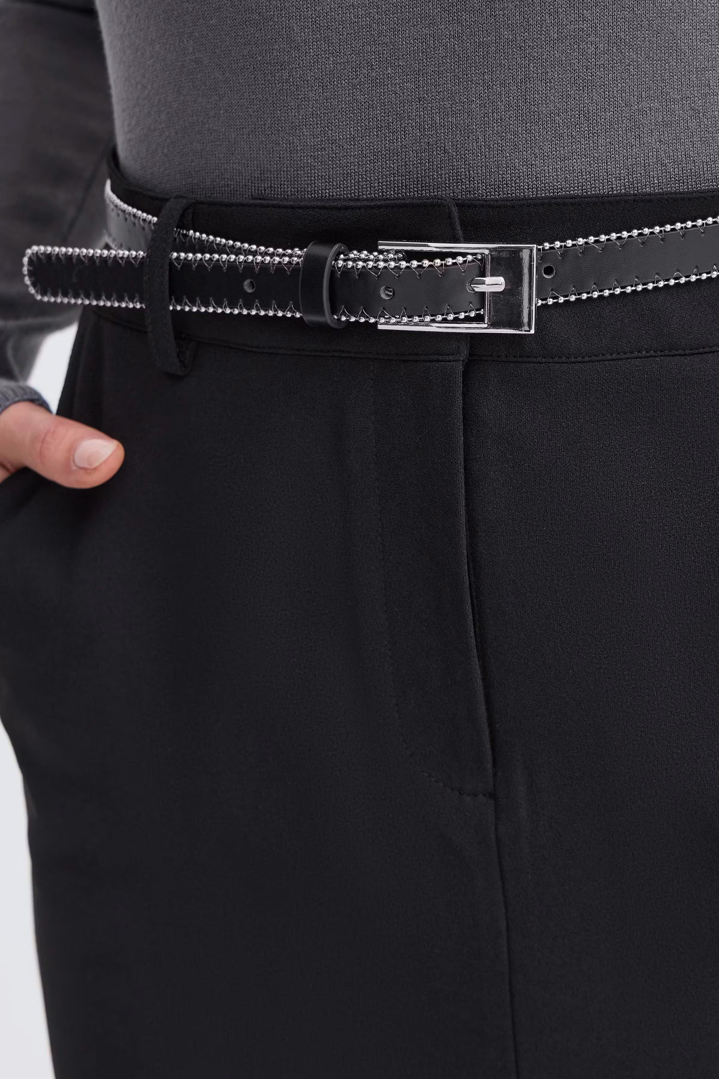 IABETHANY Belte LOOKBOOK FRONT 20122062-194008