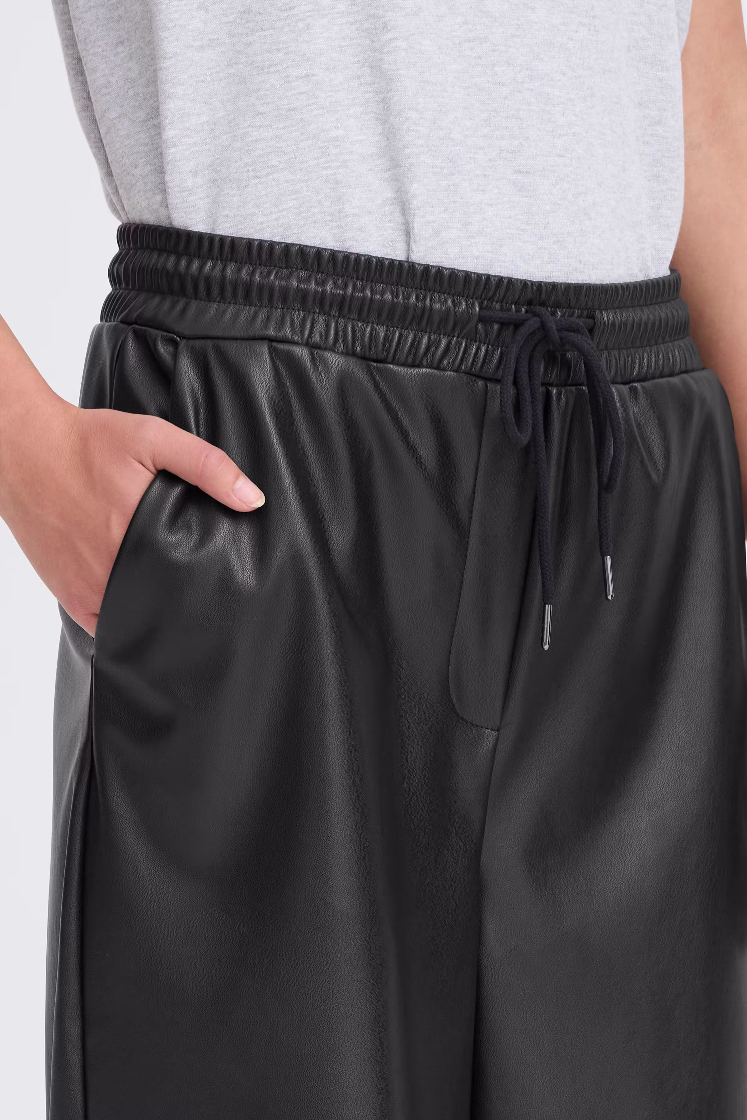 IHKATE Bukser LOOKBOOK DETAIL 20124719-194008