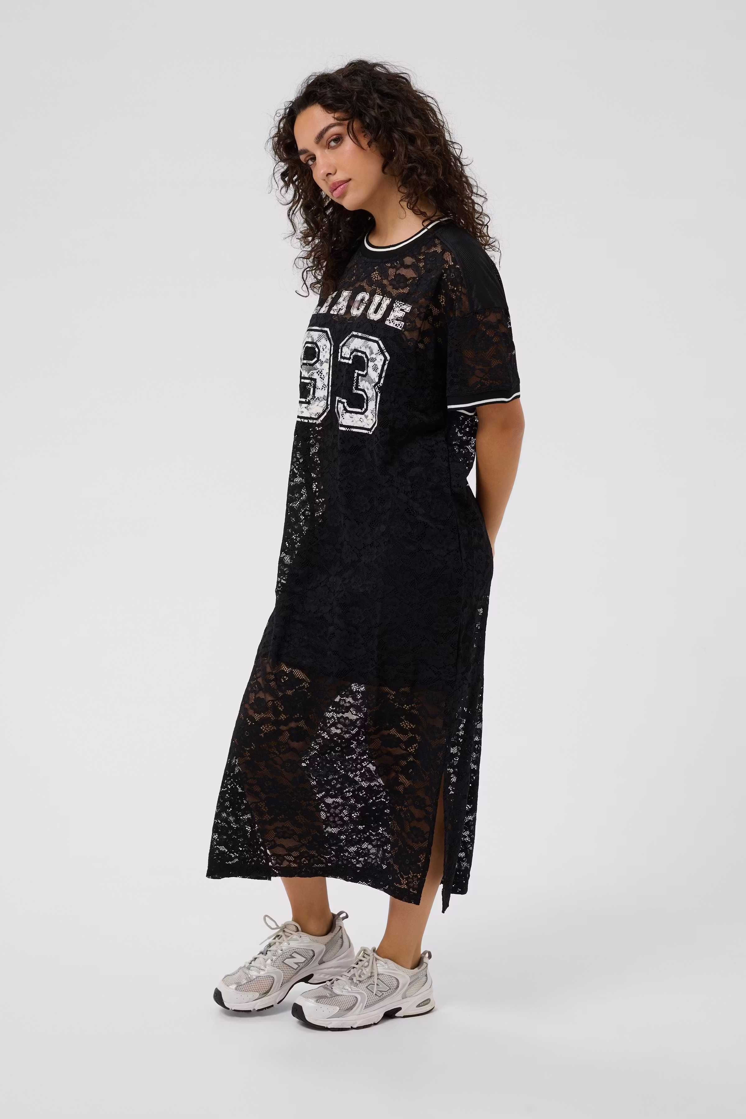 KAbelle Kjole LOOKBOOK FRONT 10511427-100121