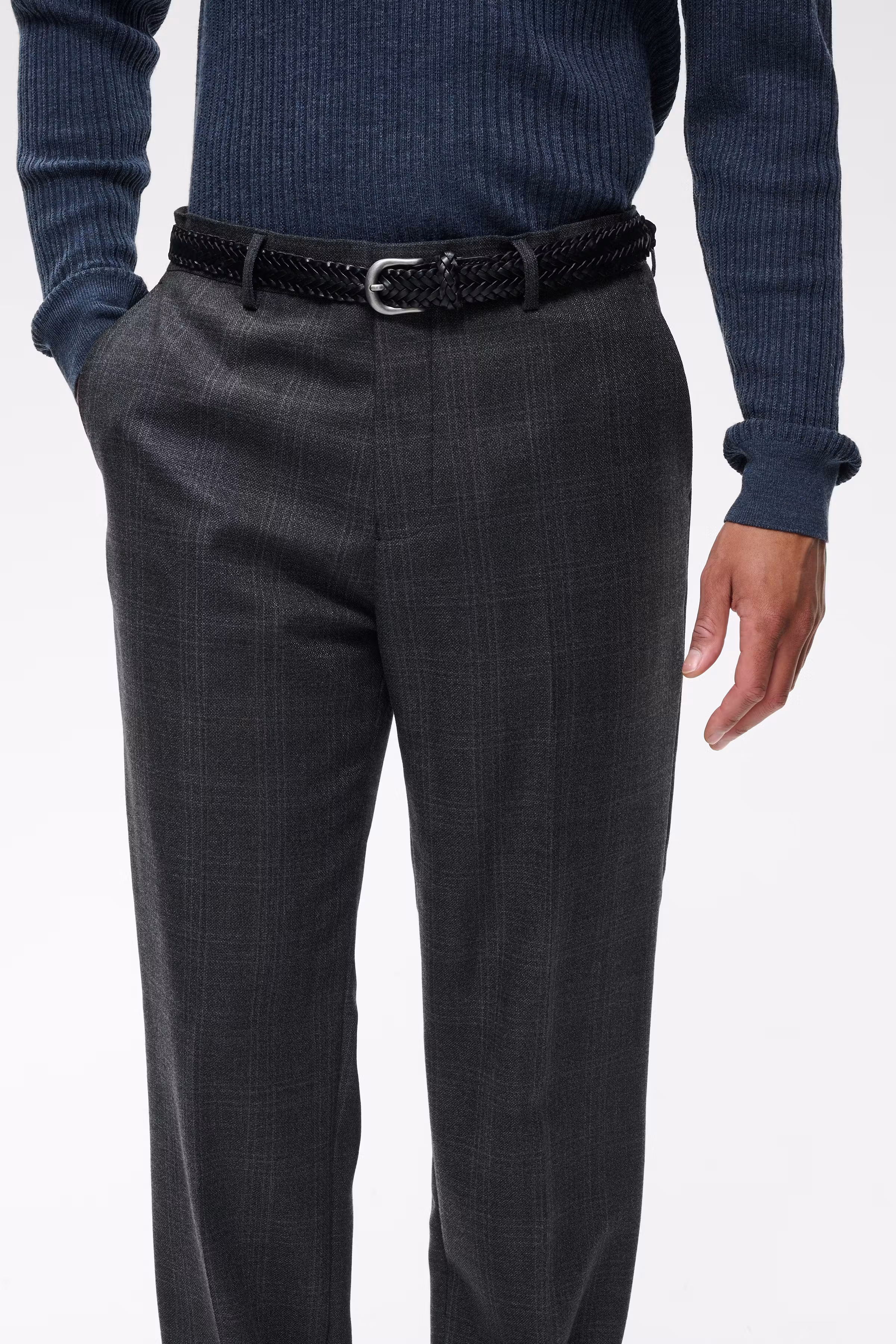 MAwesley Bukser LOOKBOOK DETAIL 30209297-300270