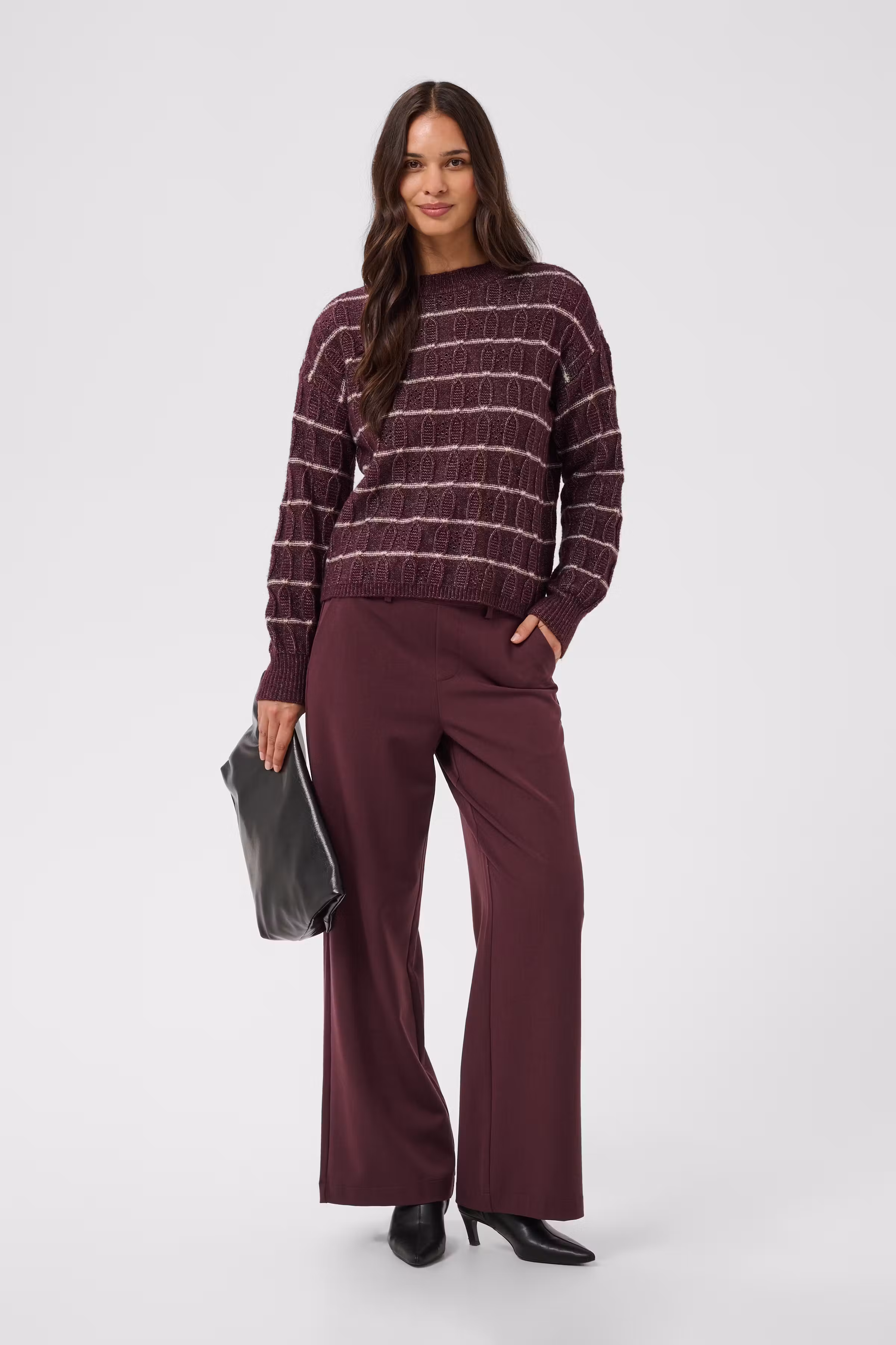 KAsirens Pullover LOOKBOOK FRONT 10512261-109996