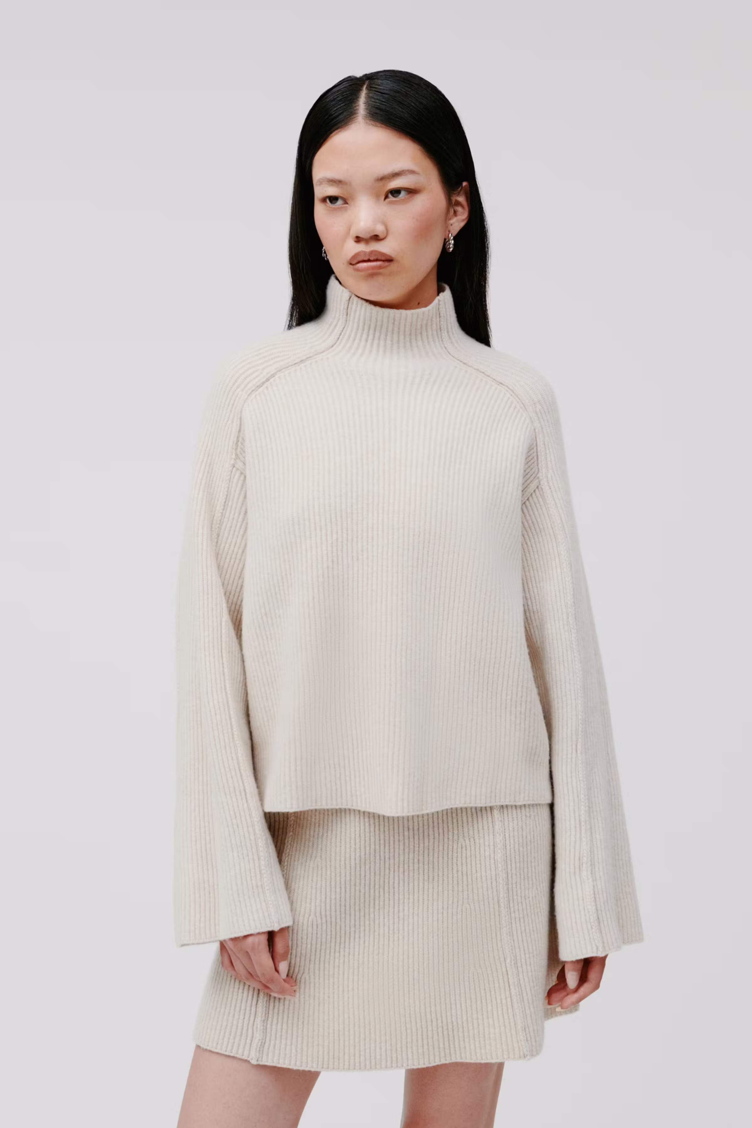 KEEVA Pullover LOOKBOOK FRONT 30600600-BE456