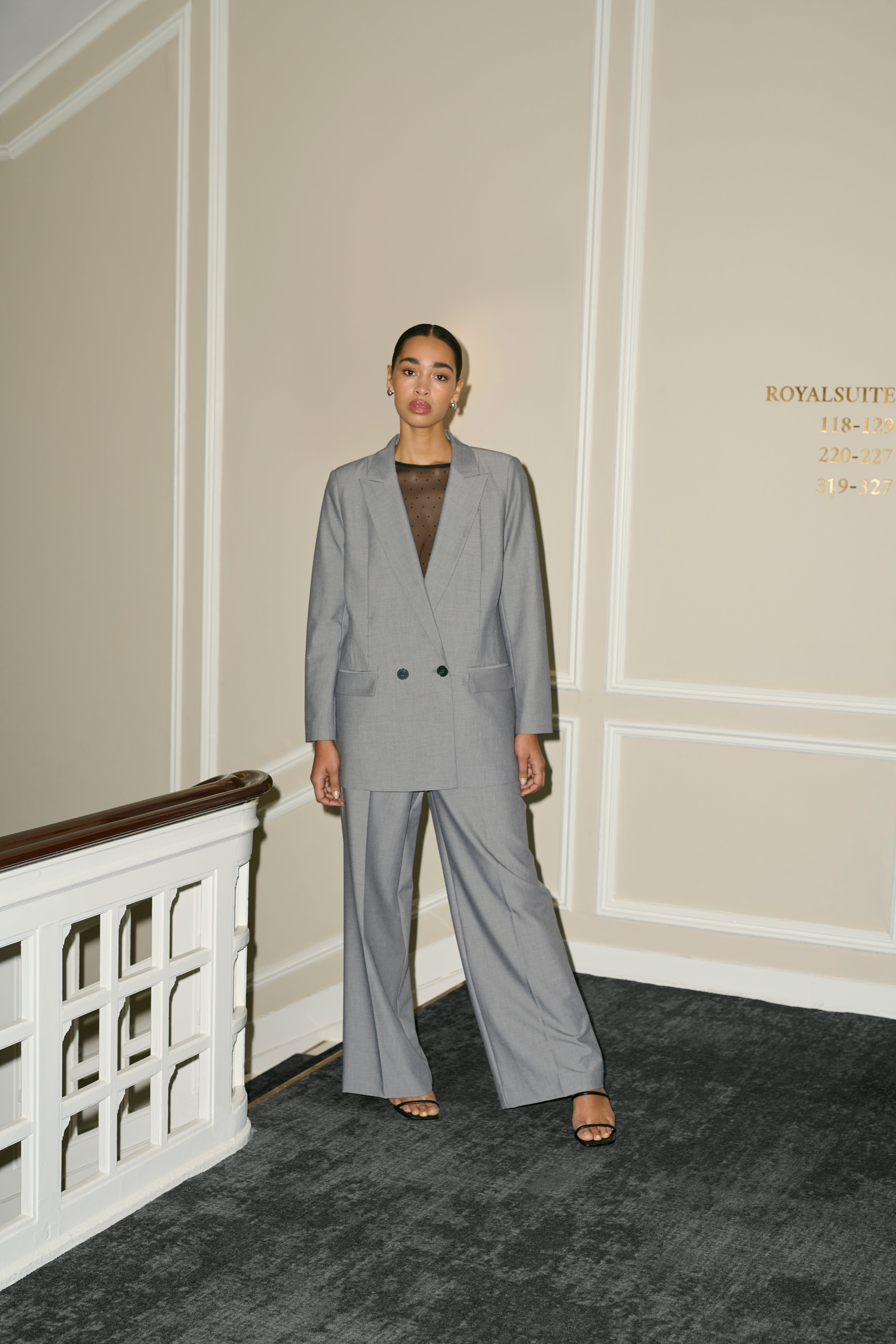 KArey Blazer LOCATION NONE 10509189-100123