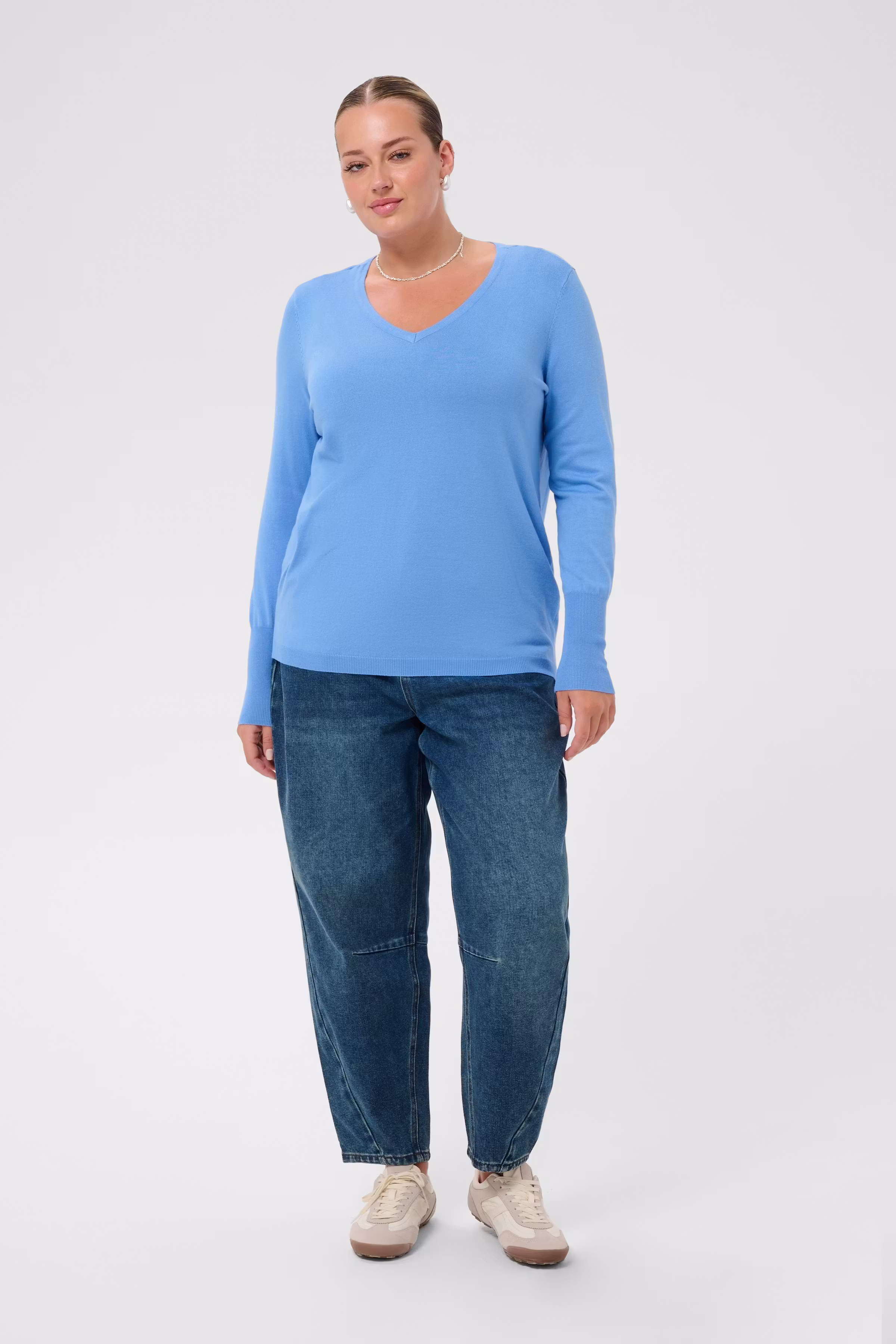 KClizzy Pullover LOOKBOOK FRONT 10584452-164032