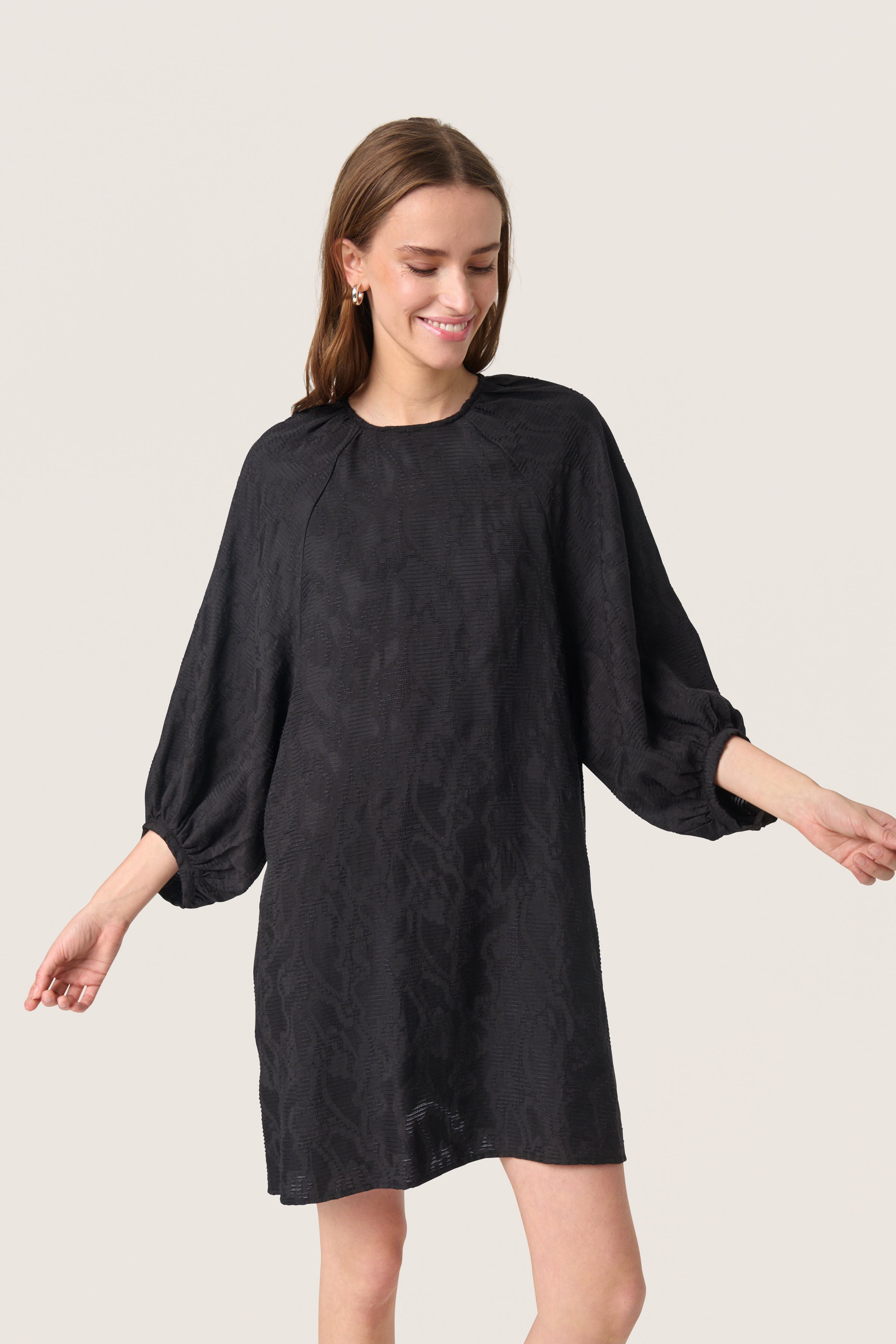 SLAmelina Dress LOOKBOOK FRONT 30408426-194008