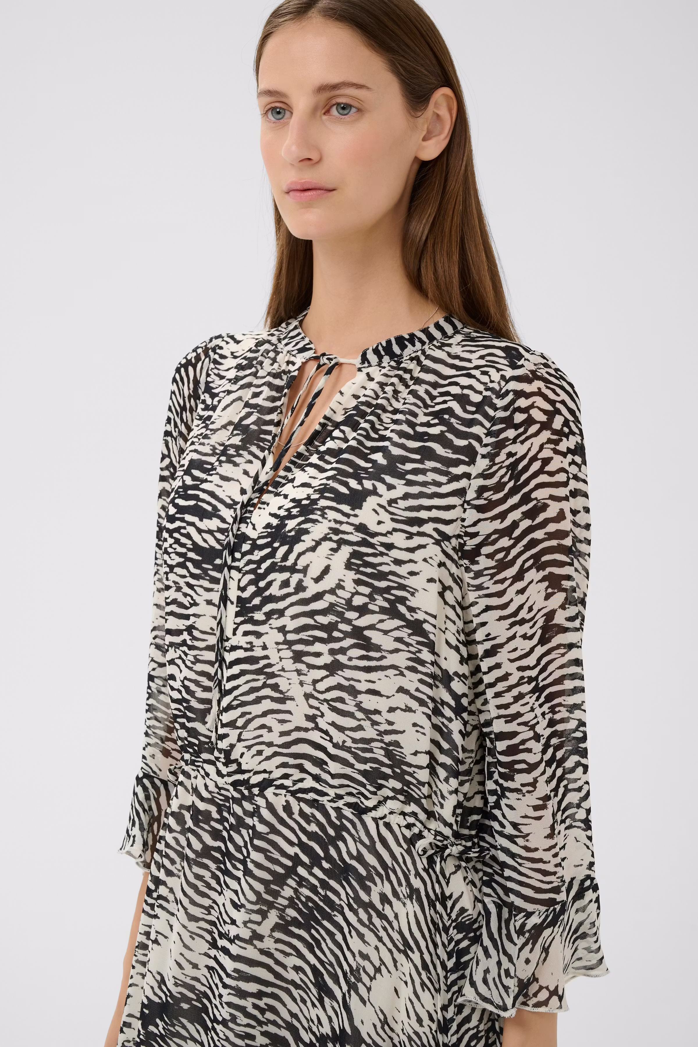 LYONIW Dress LOOKBOOK DETAIL 30112348-900006528