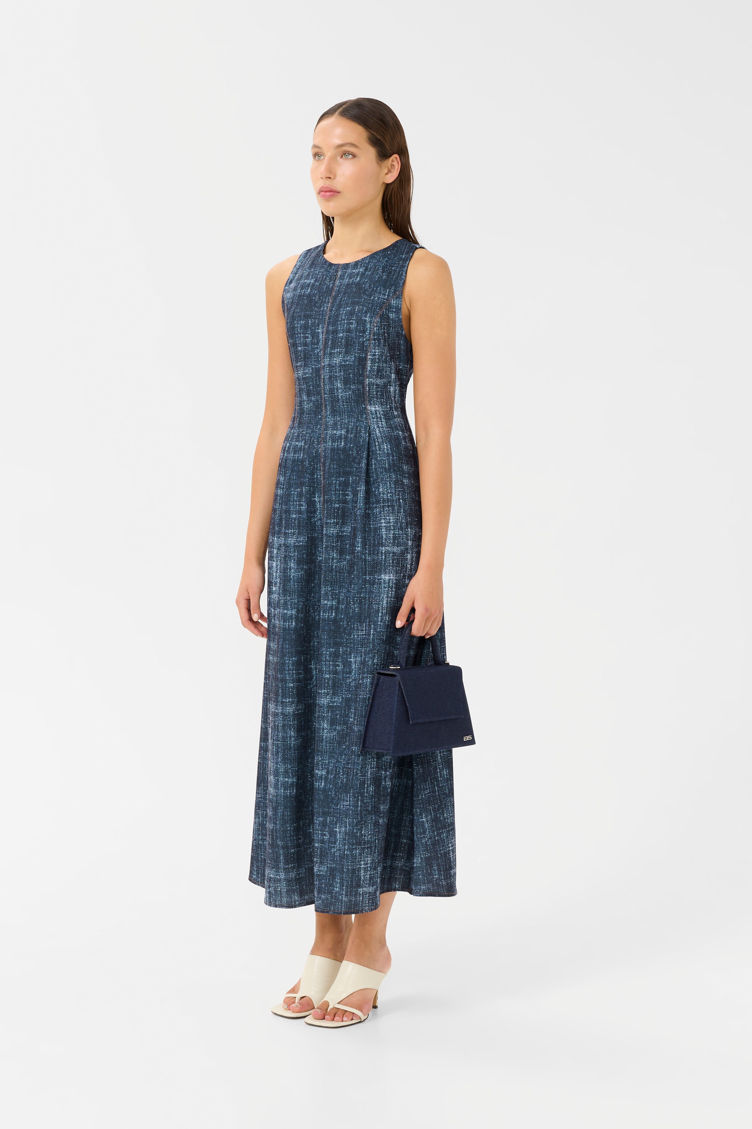 GZdemia Kleid LOOKBOOK FRONT 10910412-107880