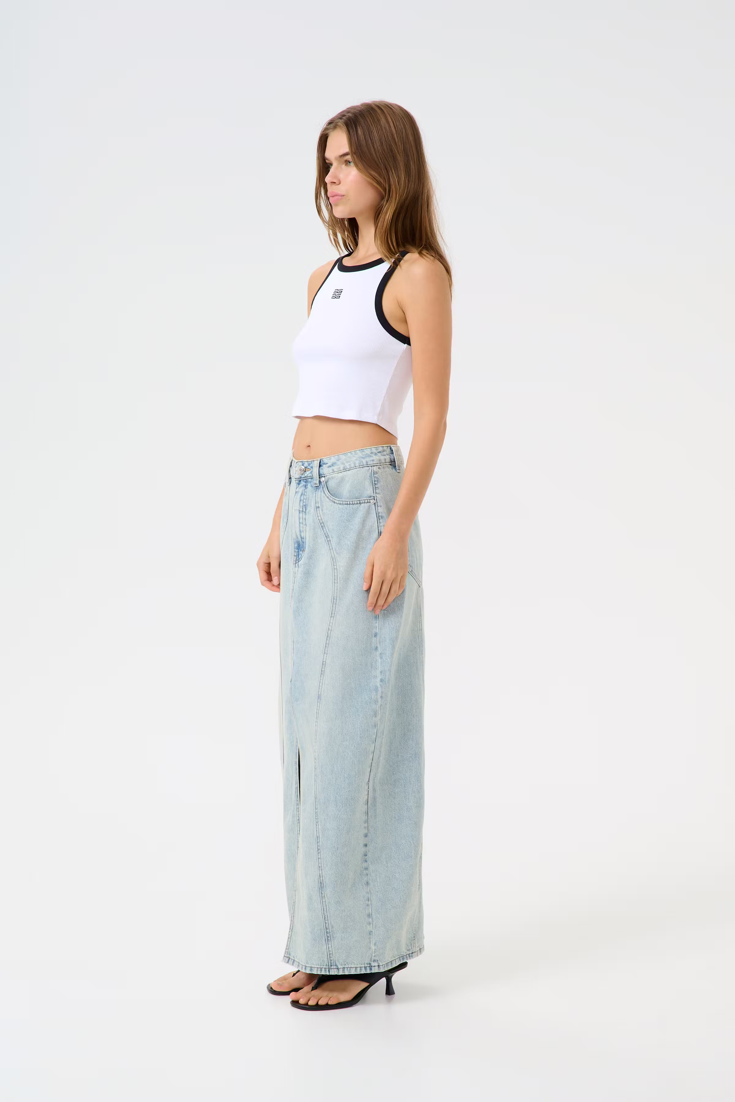 GZasher Skirt LOOKBOOK FRONT 10910192-107575