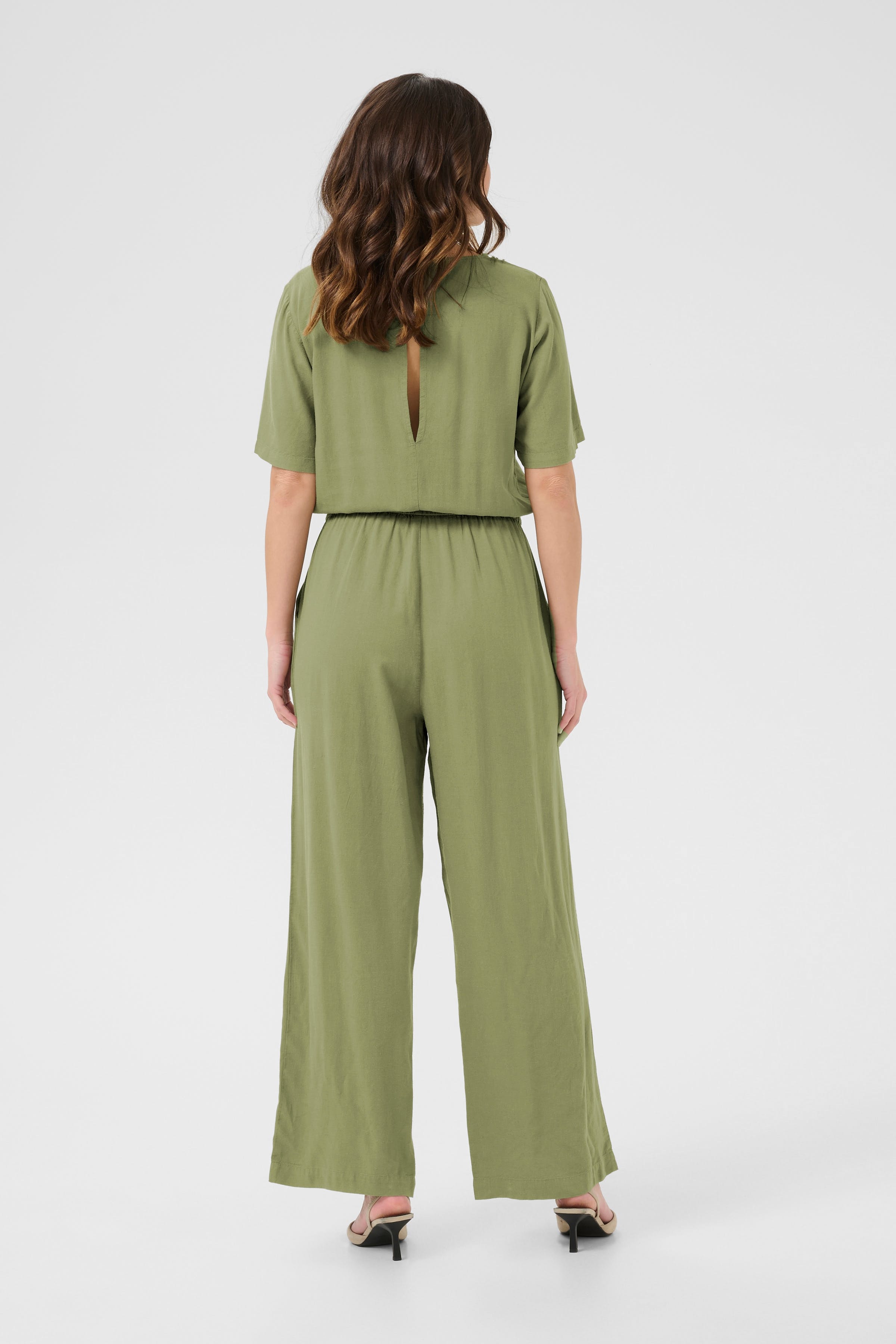 KAmilia Linen Jumpsuit LOOKBOOK BACK 10510424-170115