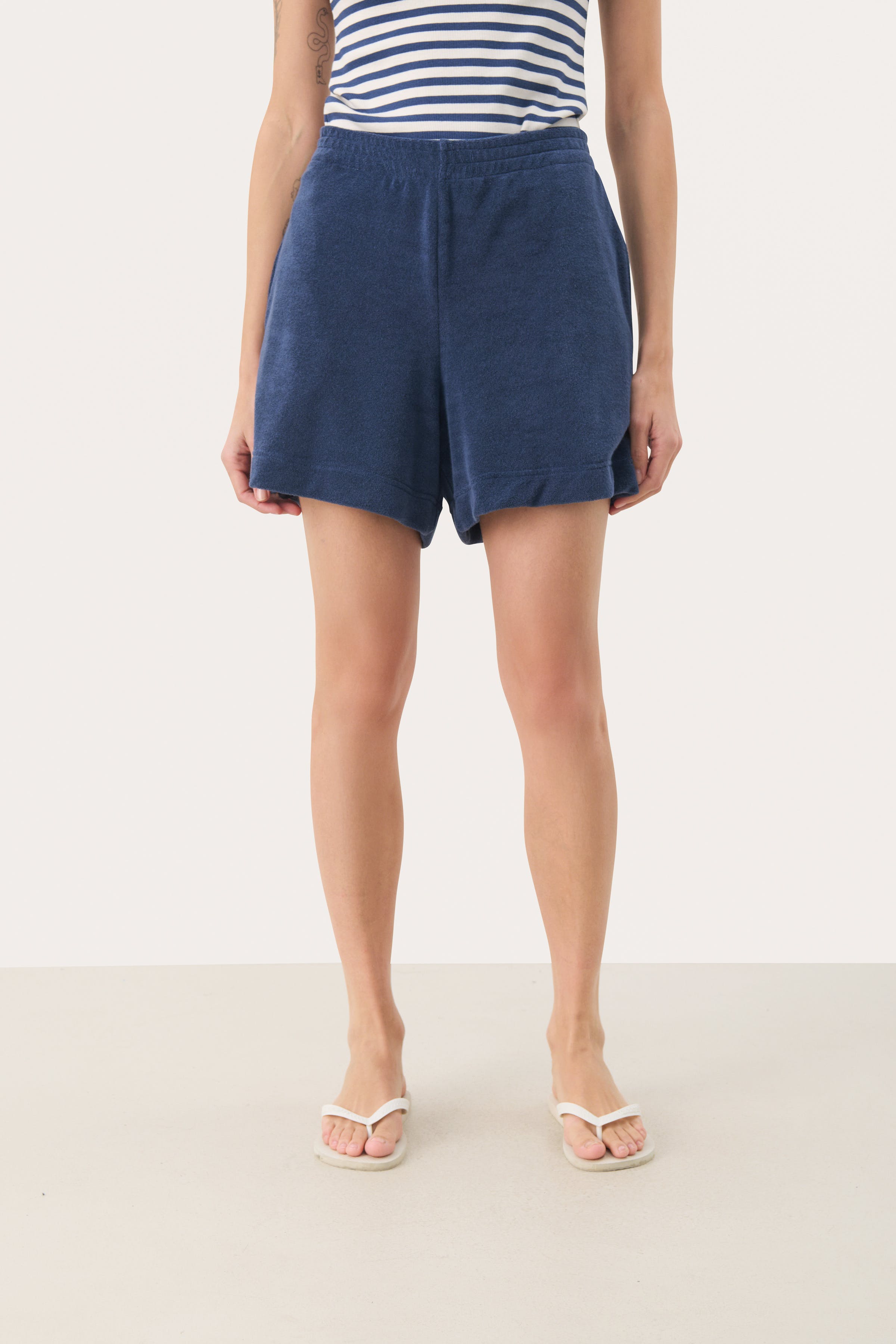 RosemayaPW Shorts LOOKBOOK FRONT 30309678-193934