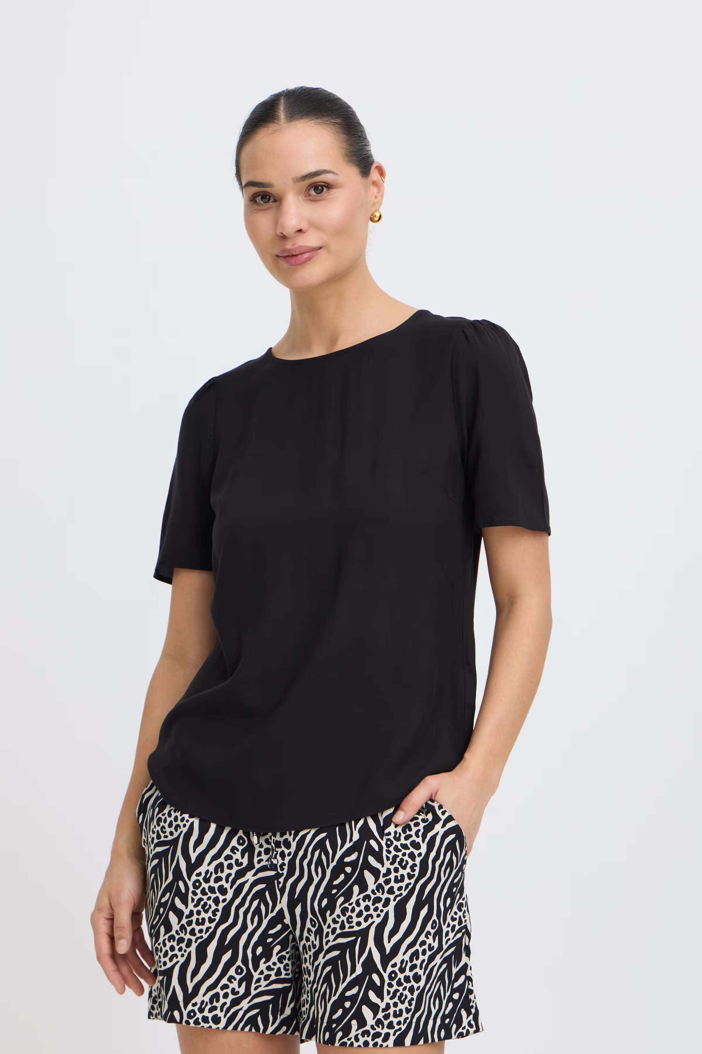 BYMMJOELLA Blouse LOOKBOOK FRONT 20811222-200451