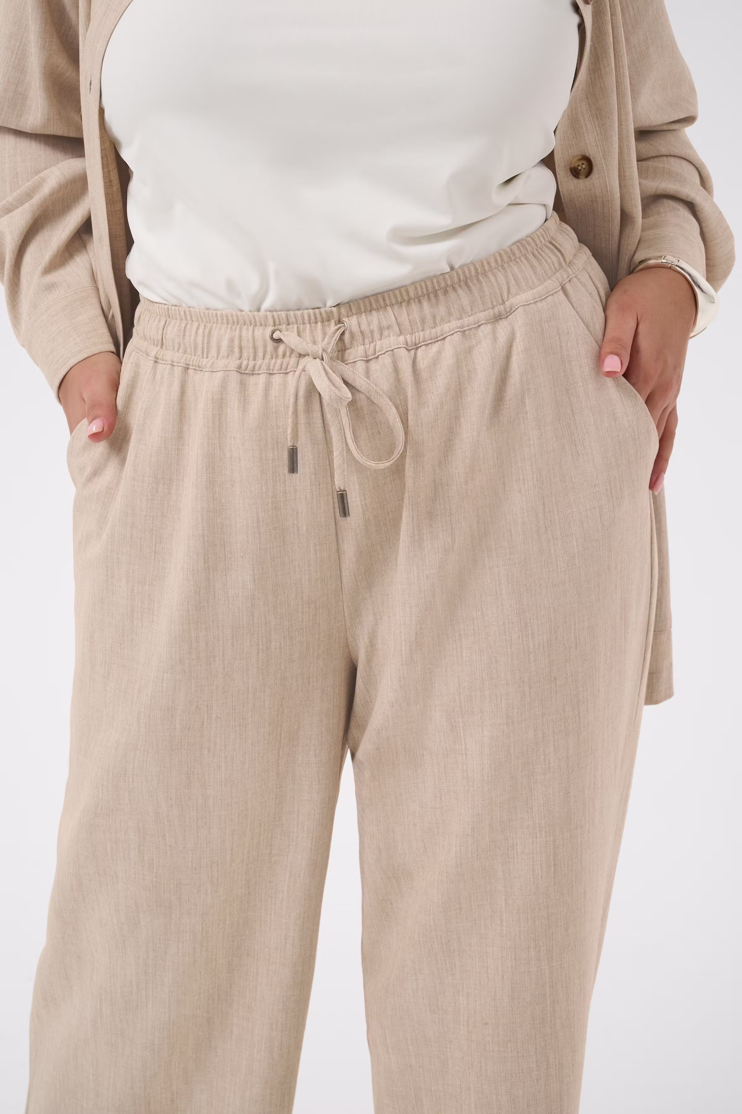 KColina Trousers LOOKBOOK DETAIL 10584252-1513051
