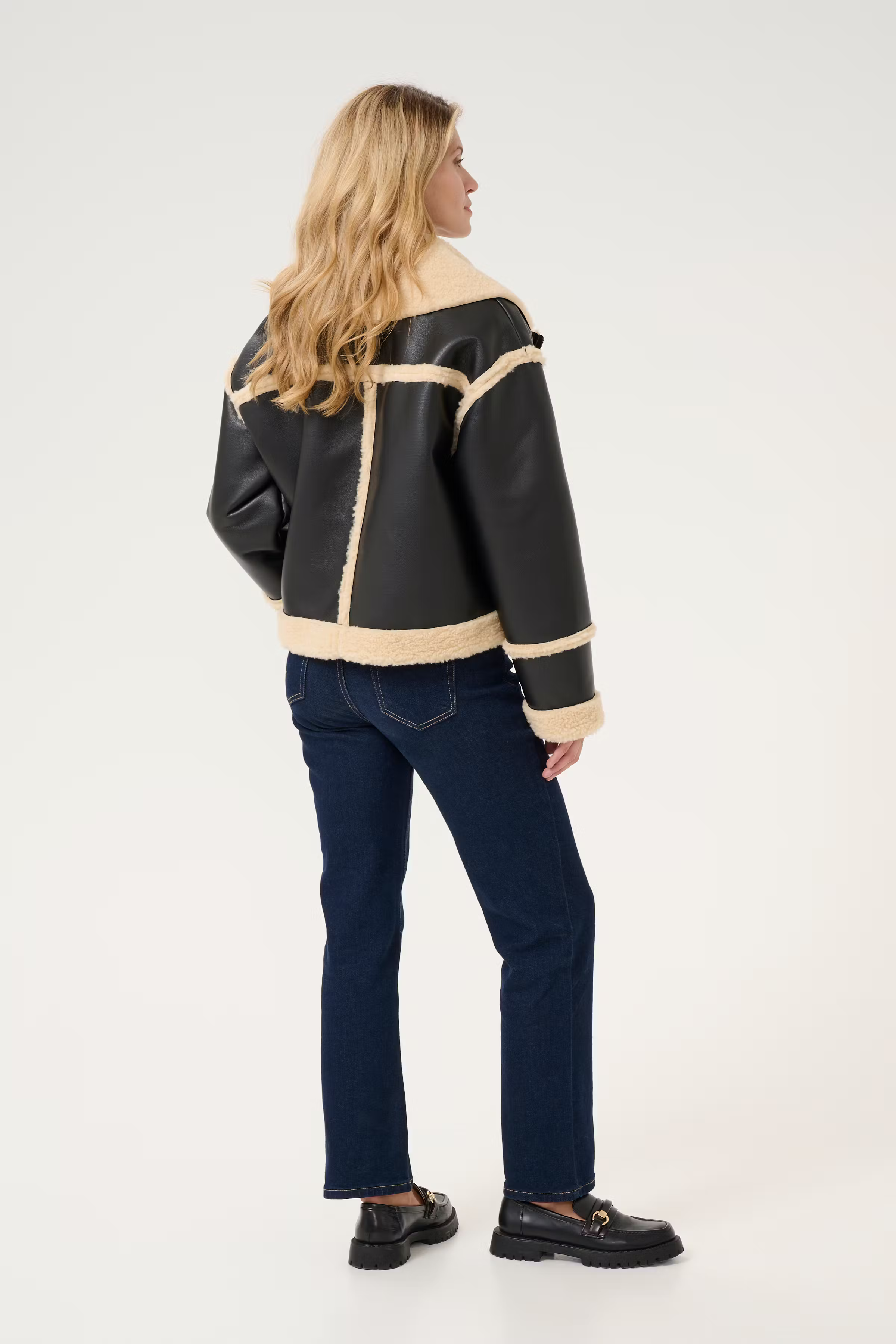 CUarabella Oberbekleidung LOOKBOOK BACK 50111254-500012