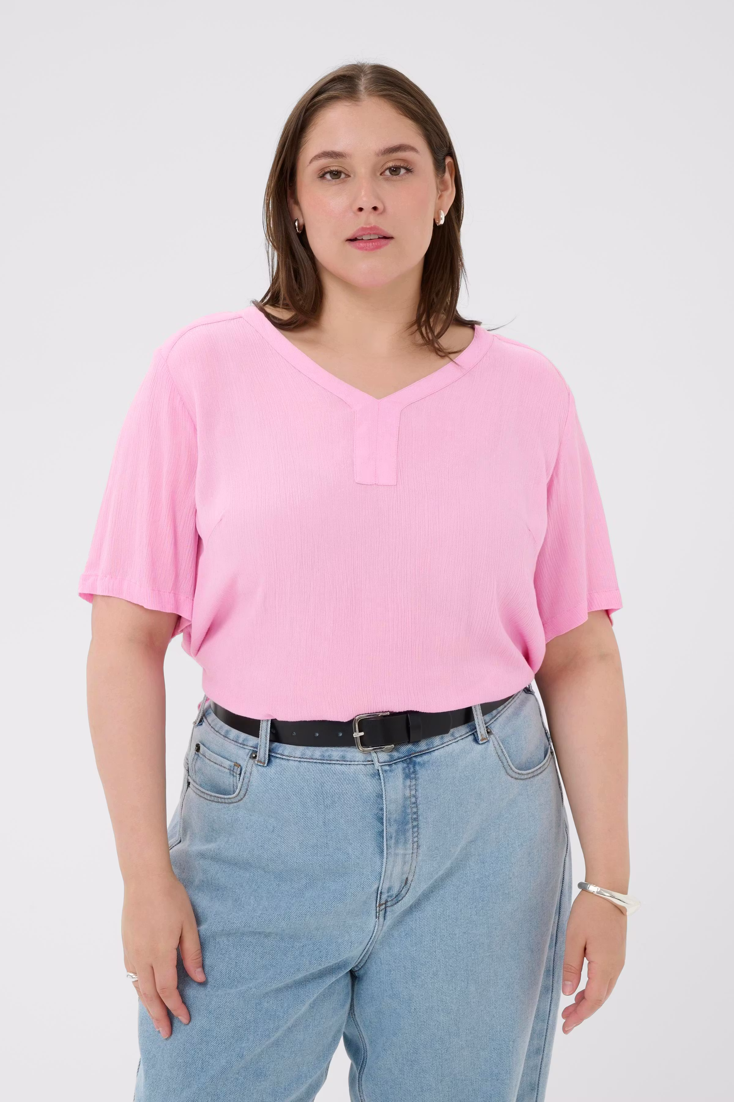 KCami Blouse LOOKBOOK FRONT 10580056-152218