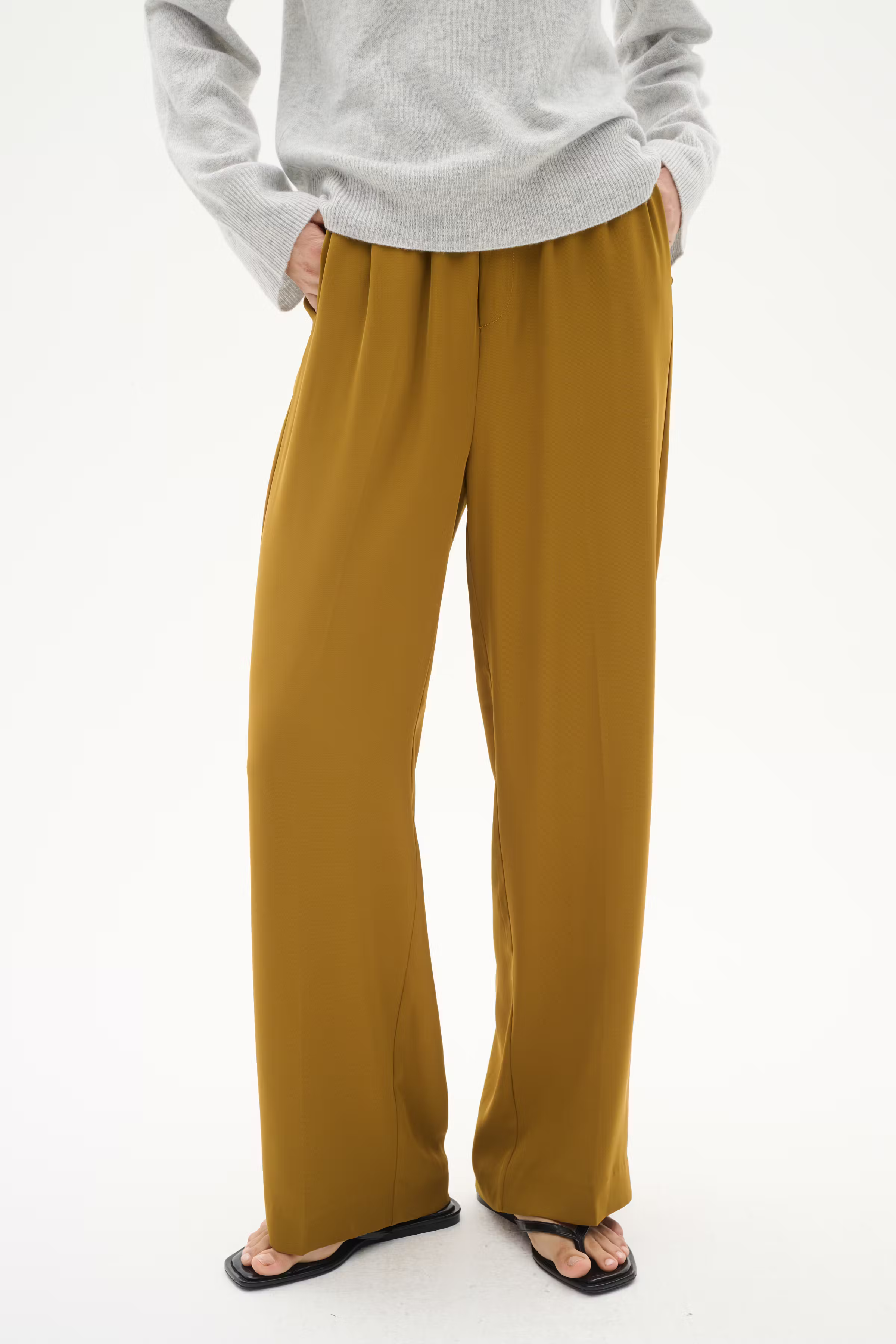YolineIW Trousers LOOKBOOK FRONT 30110636-180840