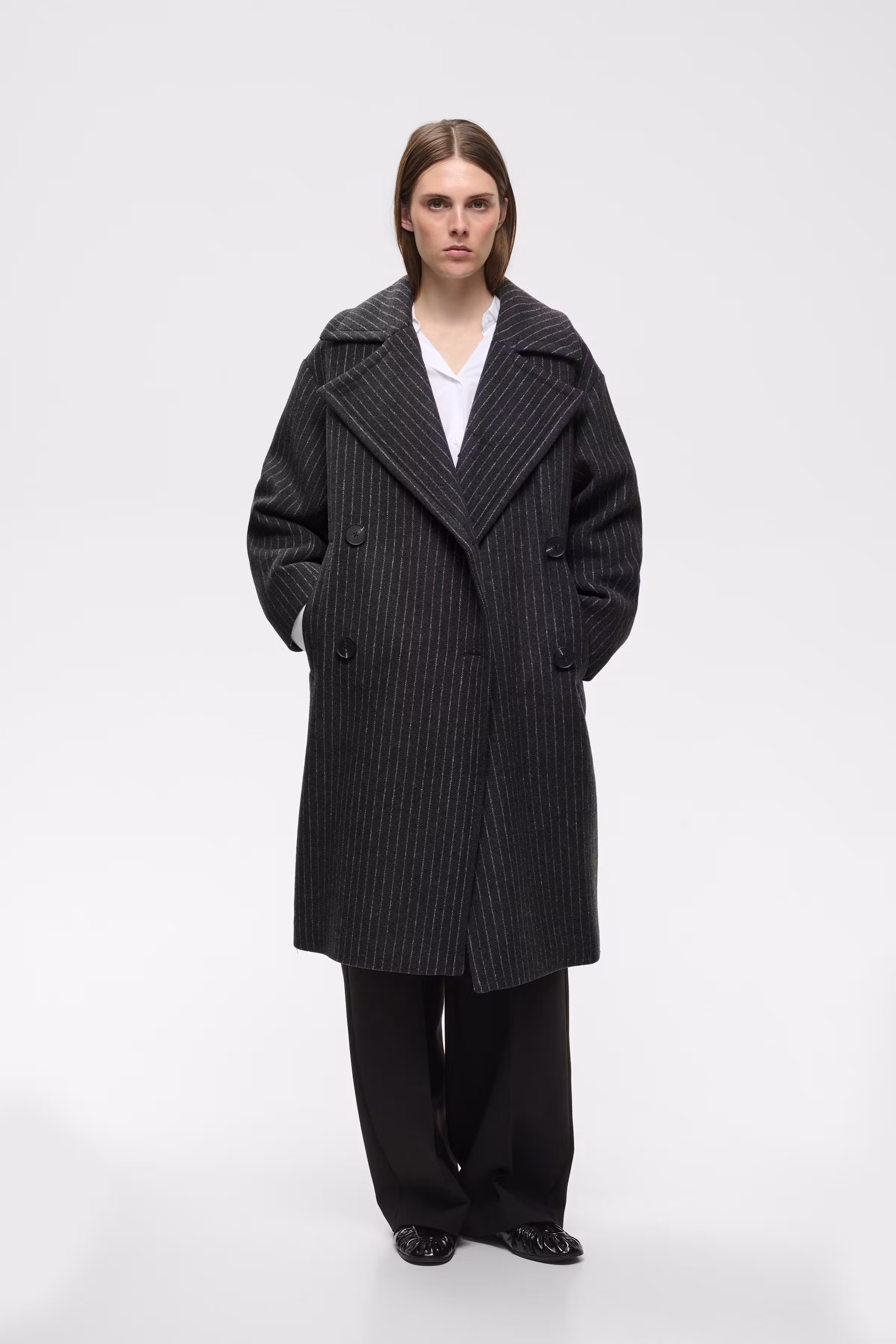 ZORAHIW Coat LOOKBOOK FRONT 30112651-900009177