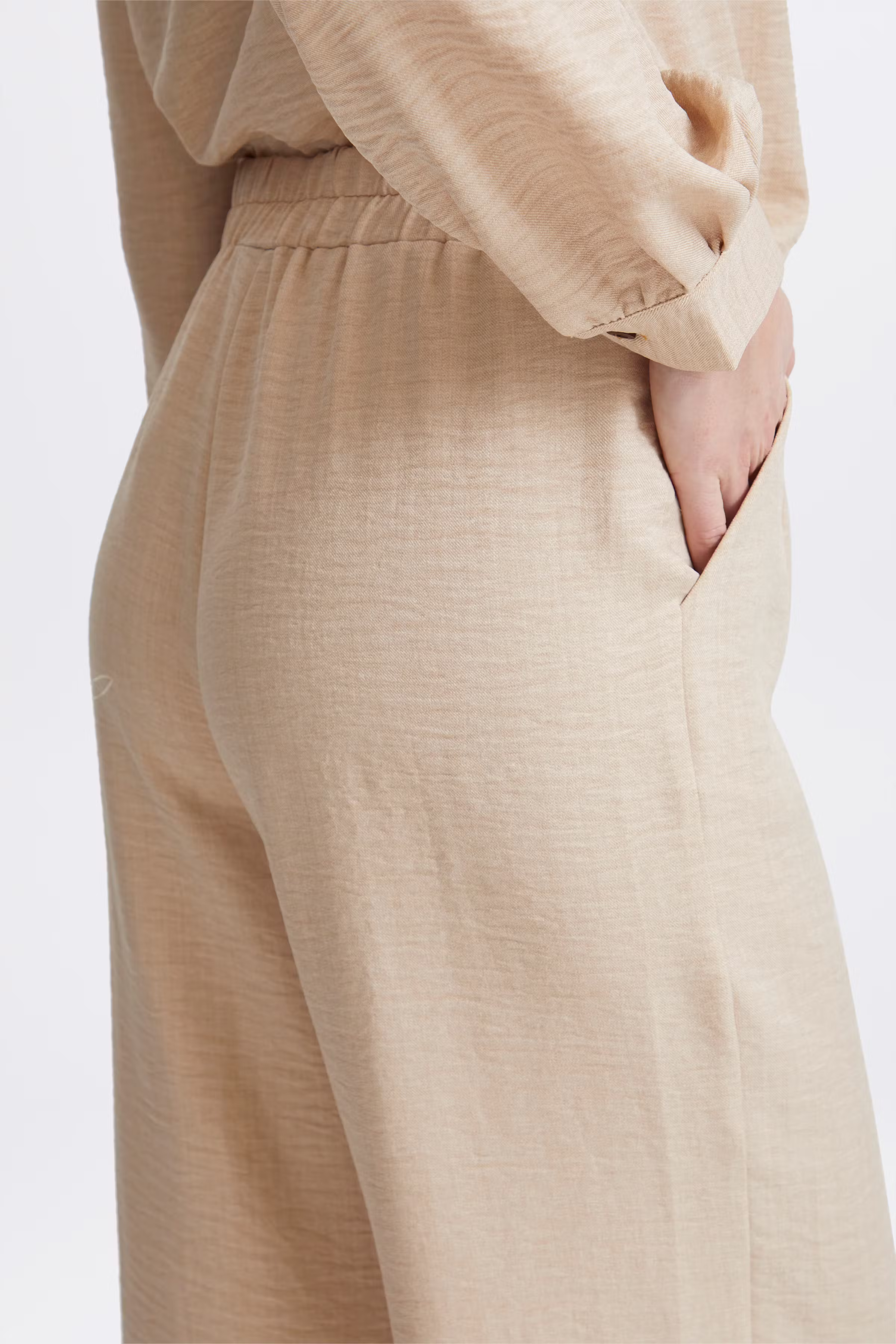 FXDENISA Bukser LOOKBOOK DETAIL 20615309-201450