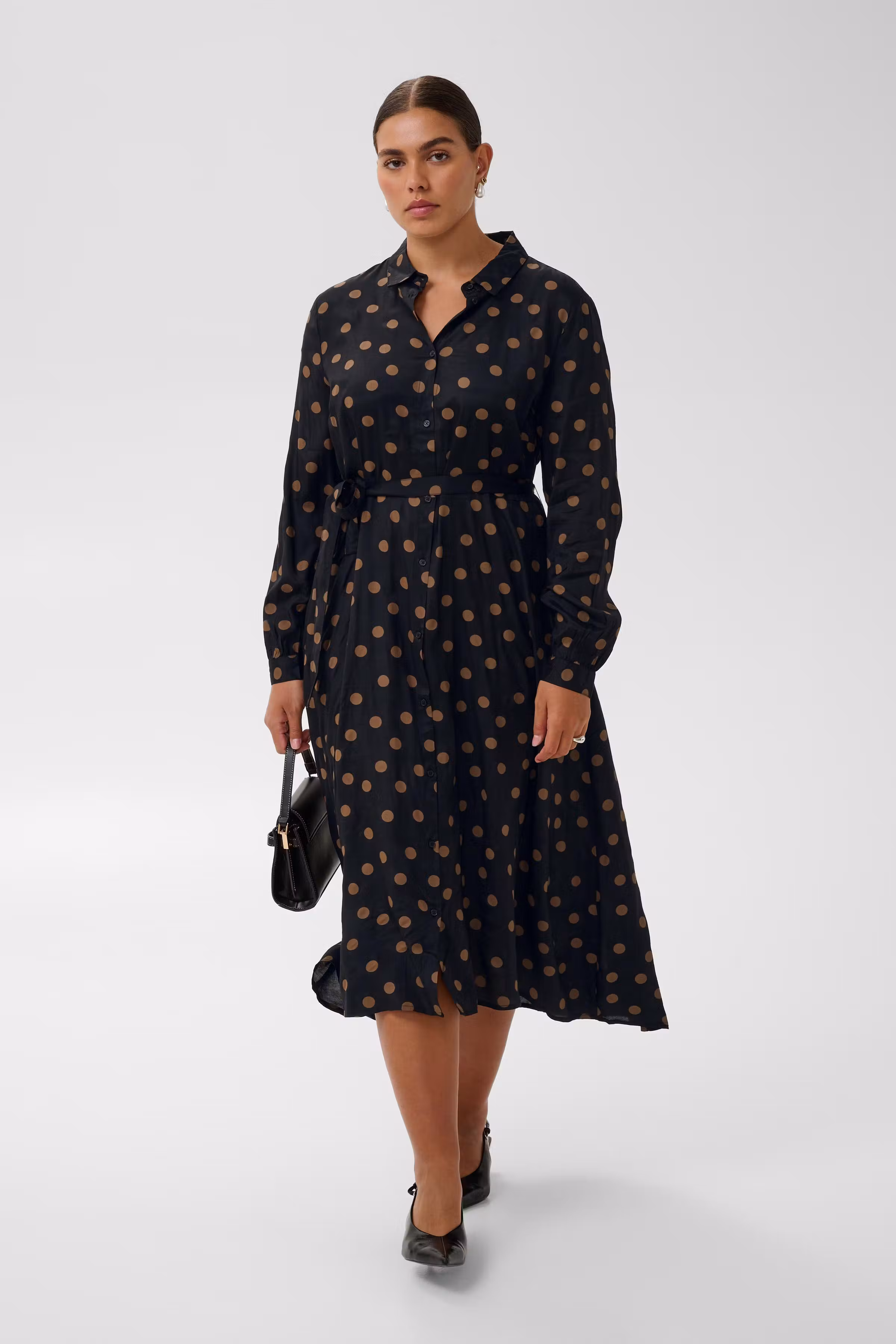 KColivia Robe LOOKBOOK FRONT 10580167-100535