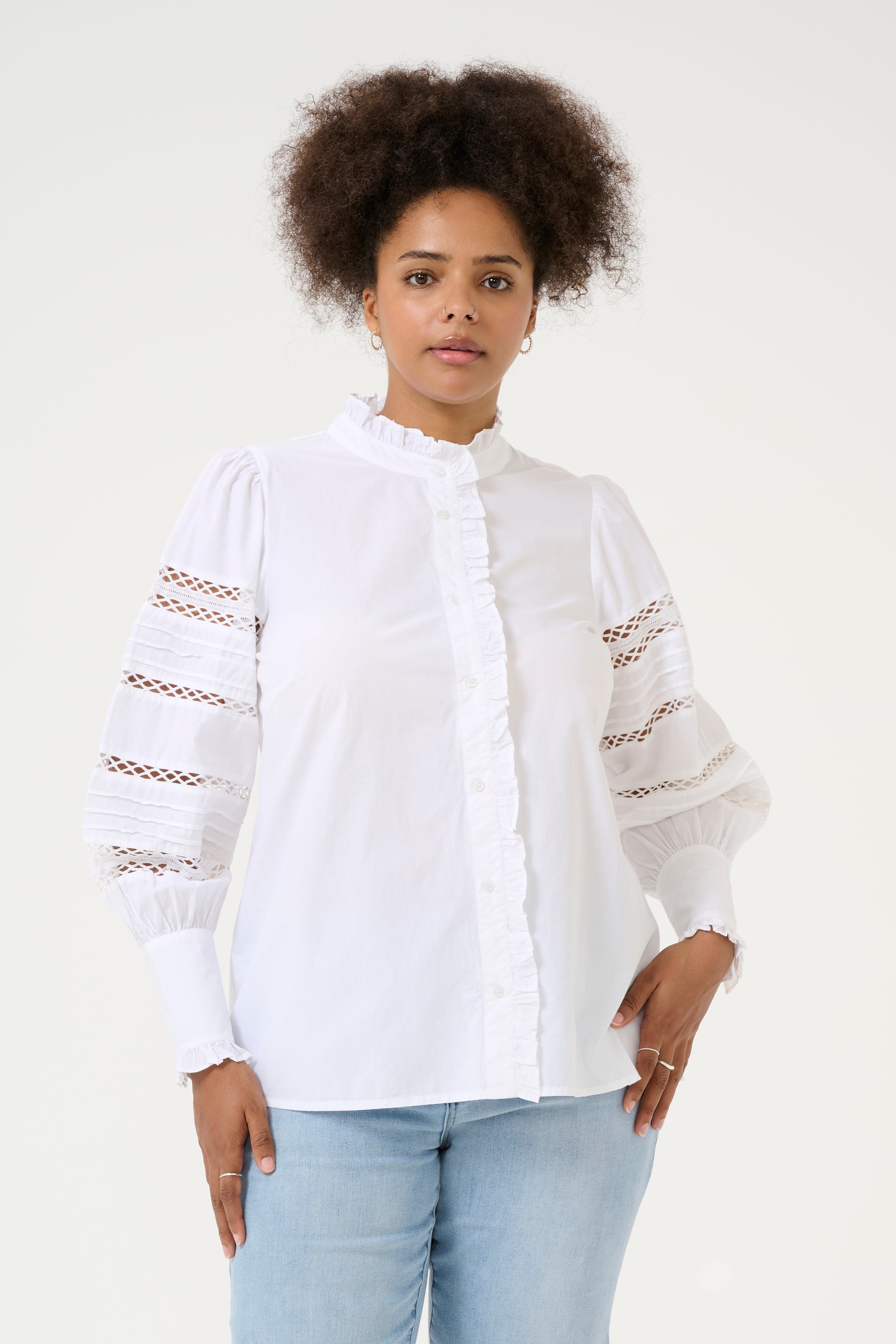 KCwilla Shirt LOOKBOOK FRONT 10583024-110601