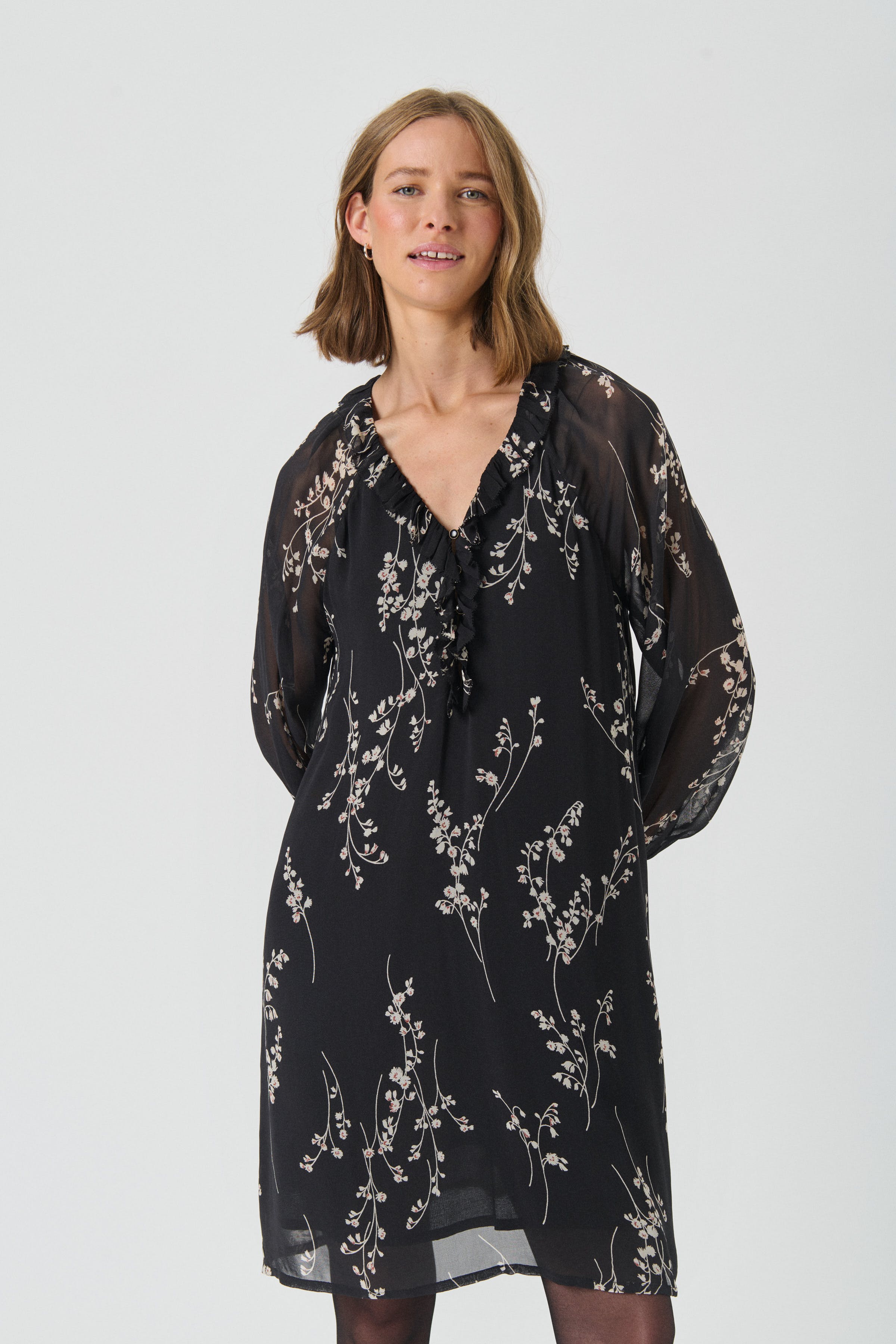 UrmaPW Jurk LOOKBOOK FRONT 30310138-304387