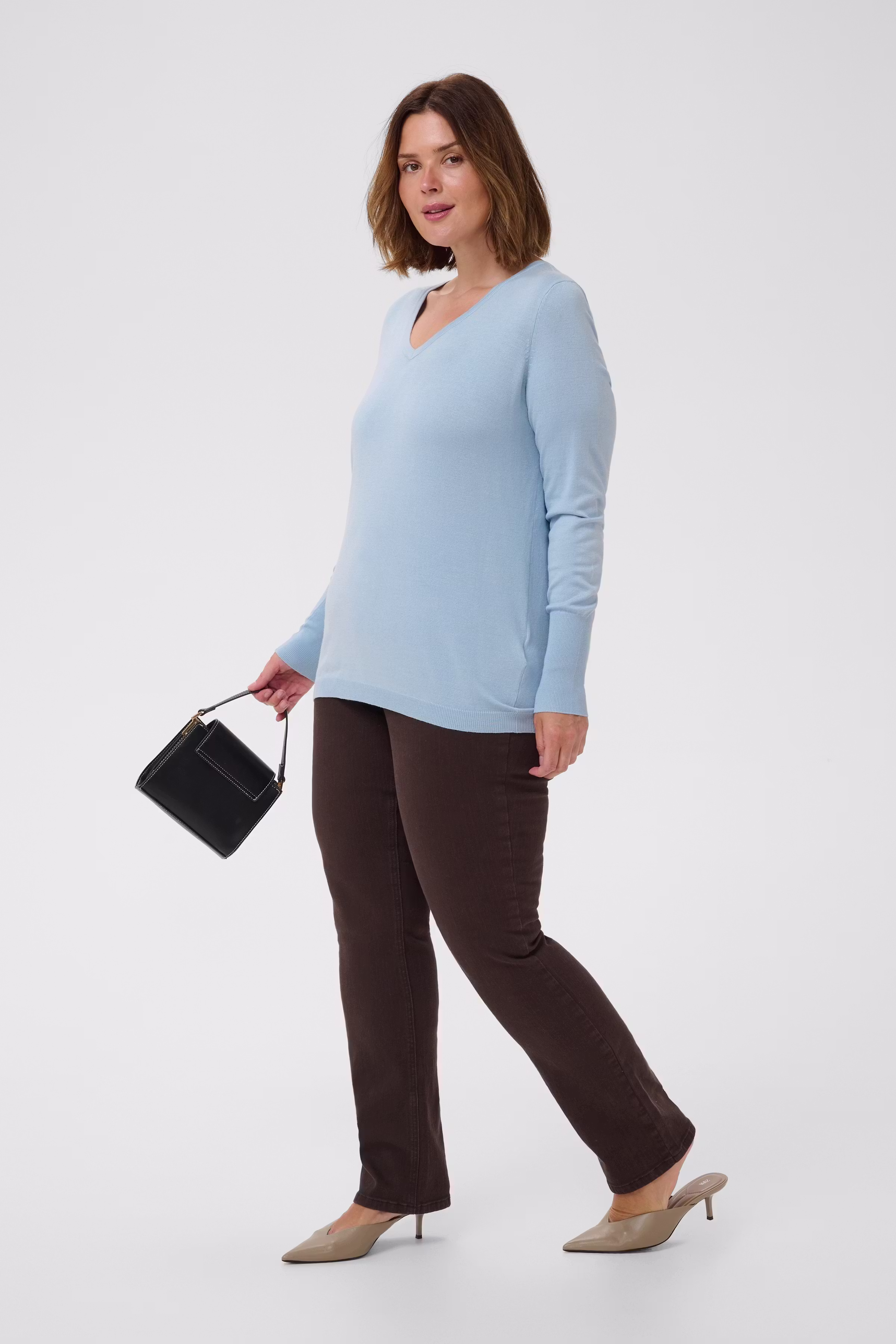 KClizzy Pullover LOOKBOOK FRONT 10584452-154008