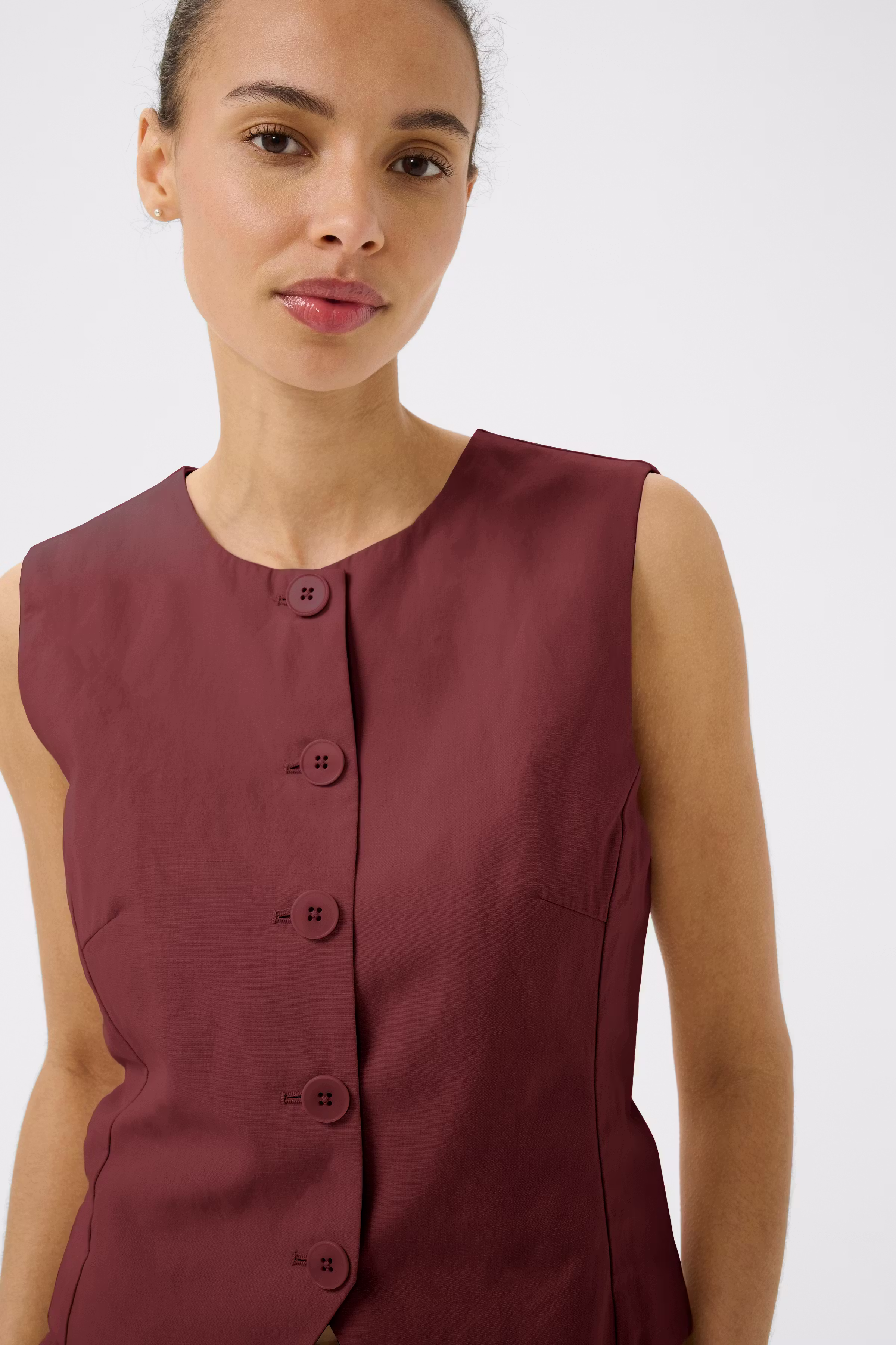 BenittaPW Waistcoat LOOKBOOK DETAIL 30310511-191530