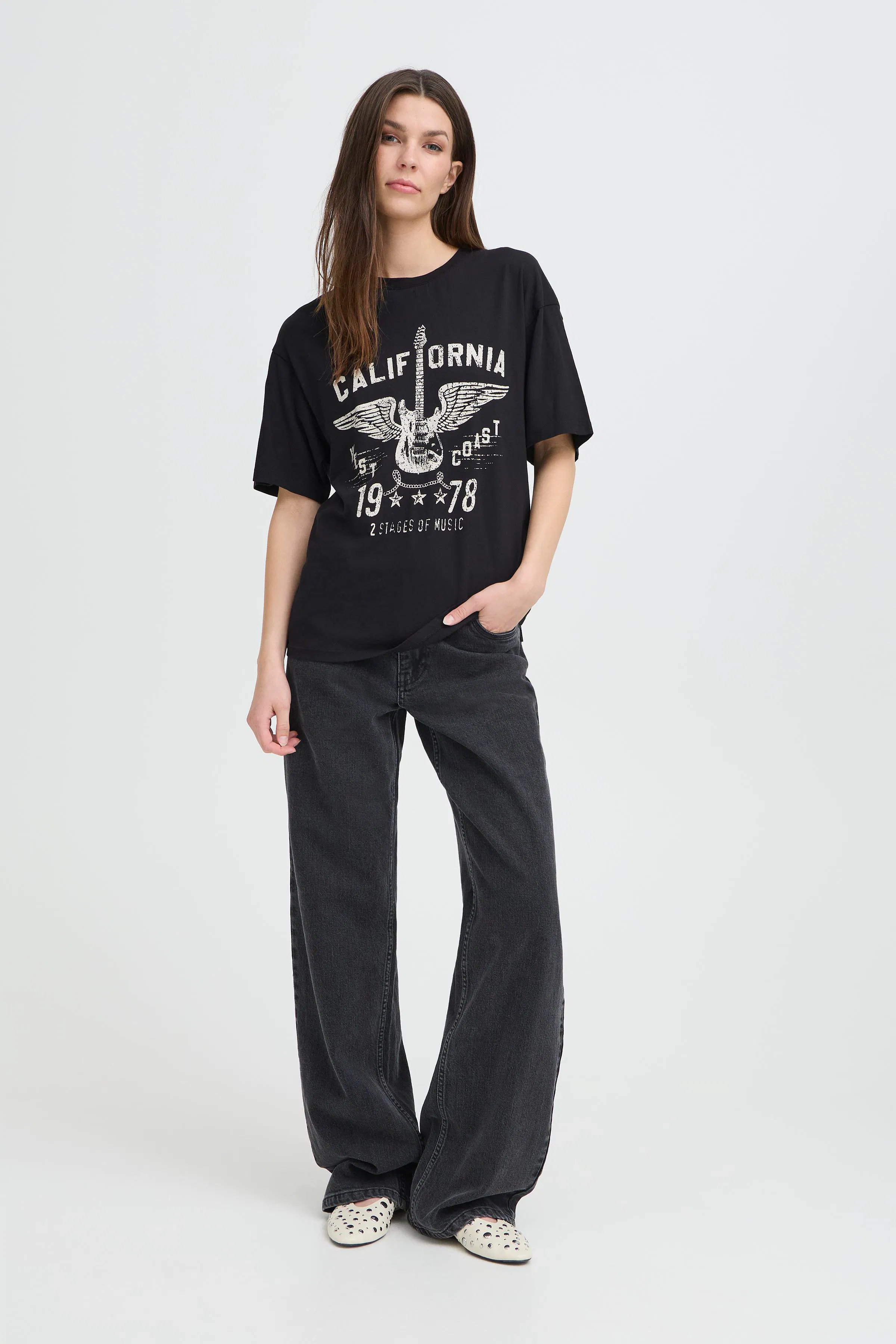 PZABBY T-shirt LOOKBOOK FRONT 50210270-193911