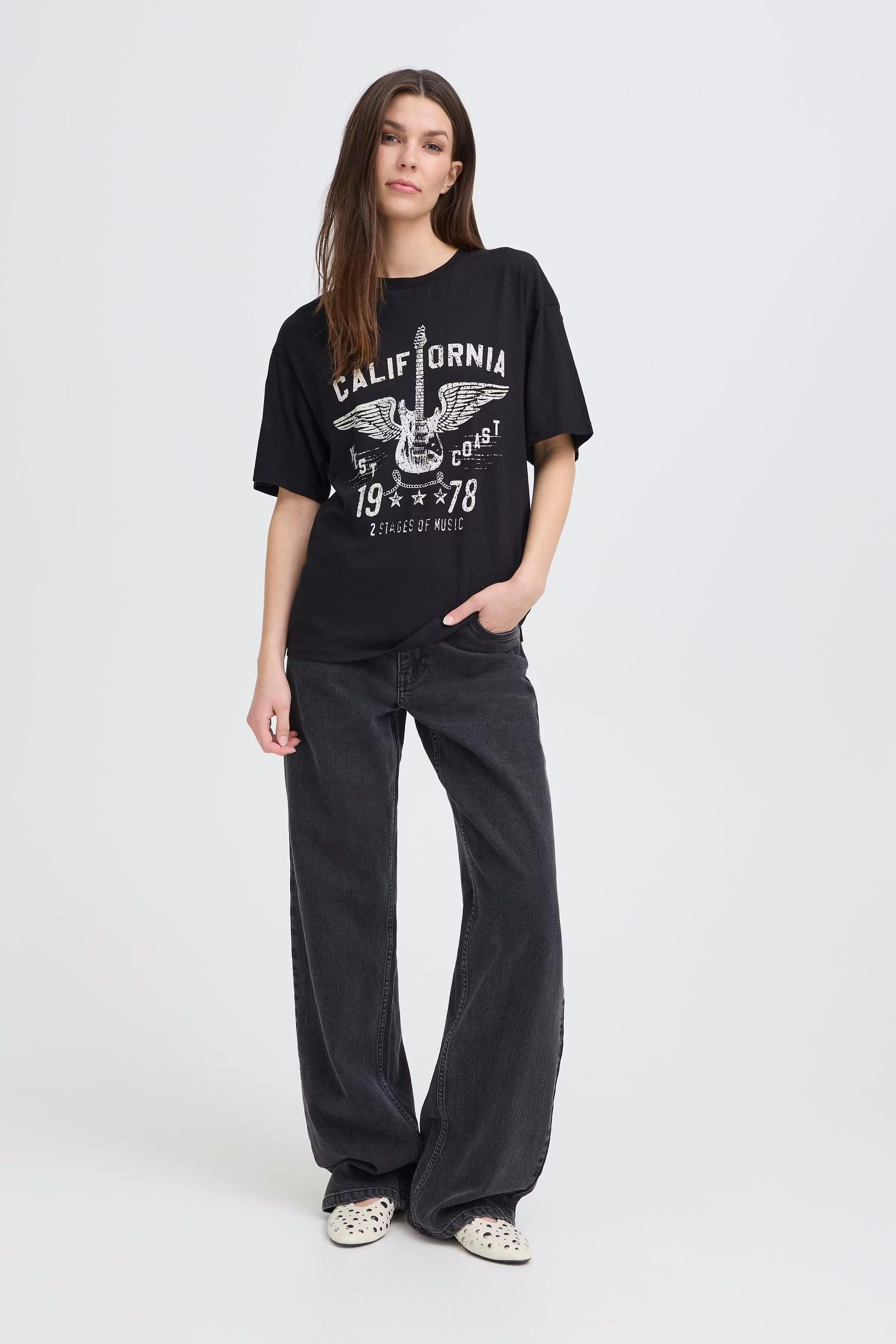 PZABBY T-shirt LOOKBOOK FRONT 50210270-193911