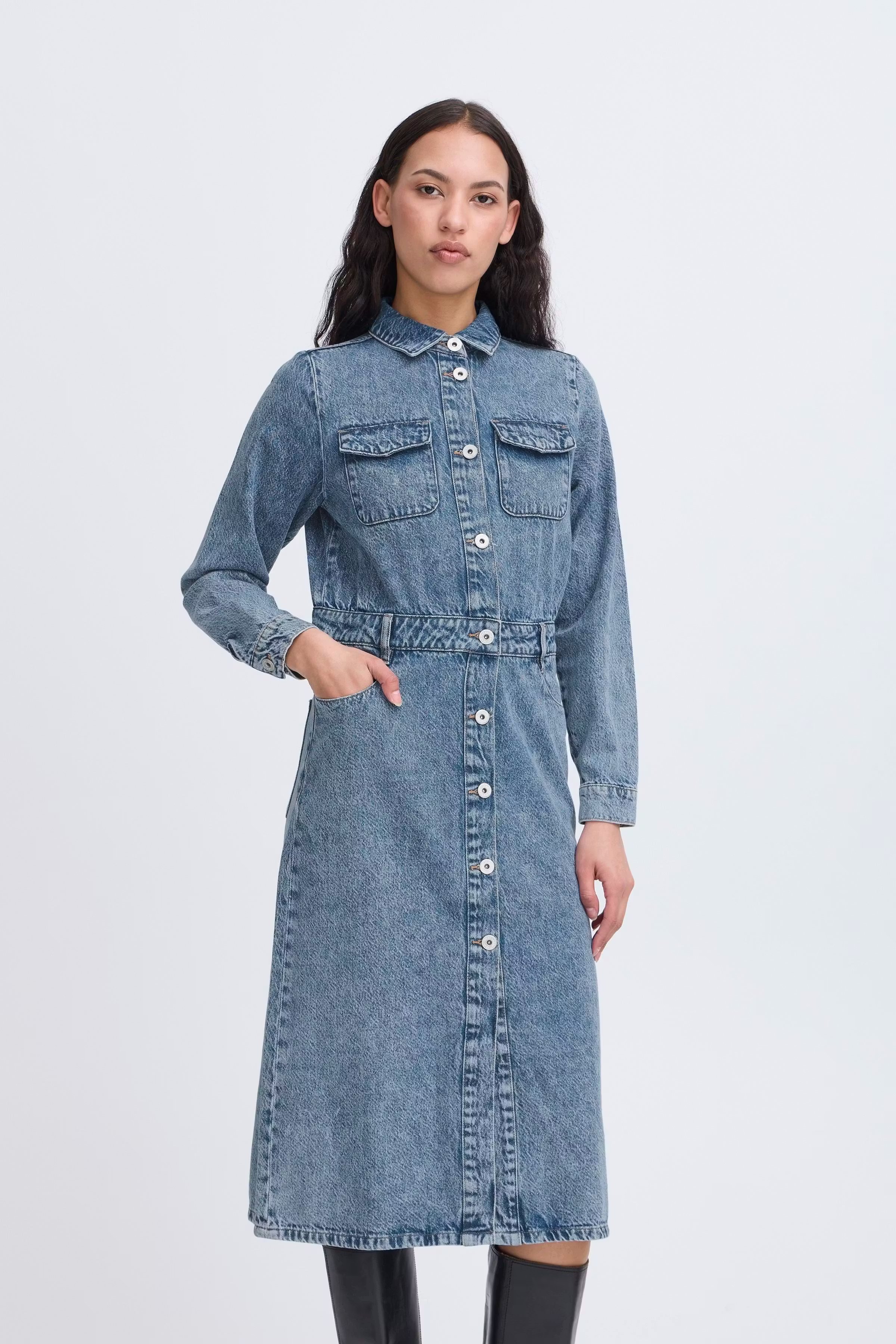 IHMINDA Kjole LOOKBOOK FRONT 20124130-19037