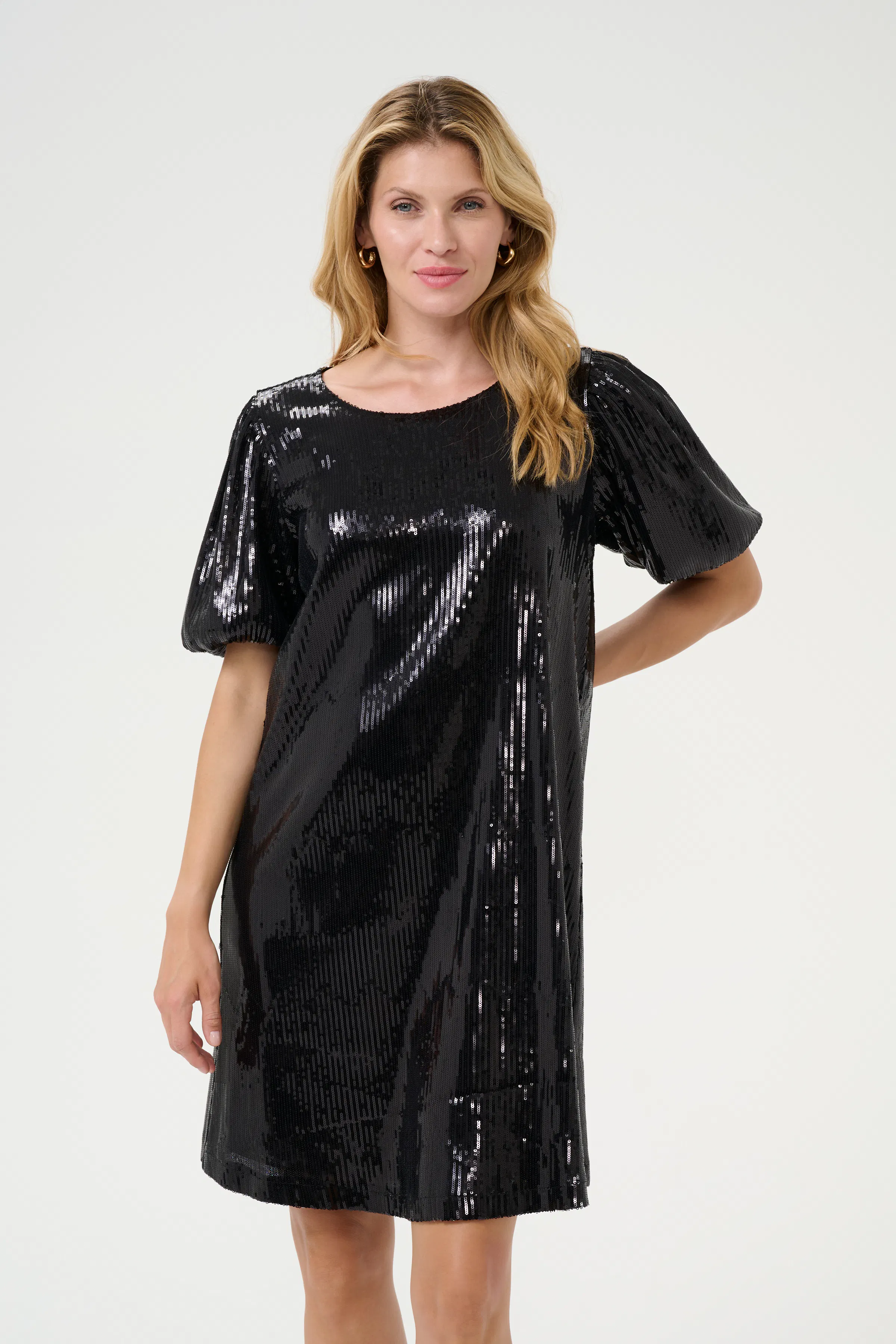 CRFesti Sequin dress LOOKBOOK FRONT 10613635-100120