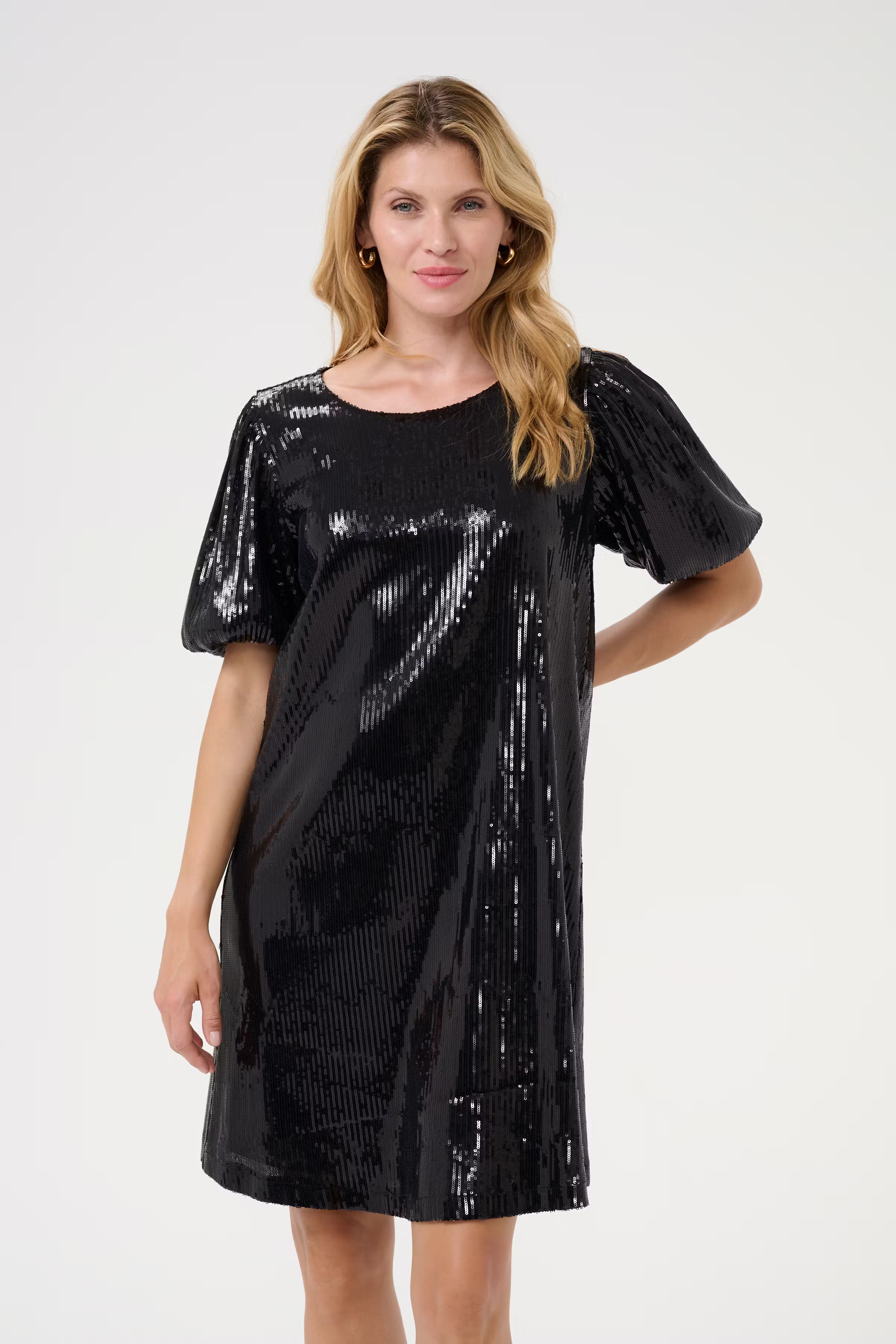 CRFesti Robe LOOKBOOK FRONT 10613635-100120