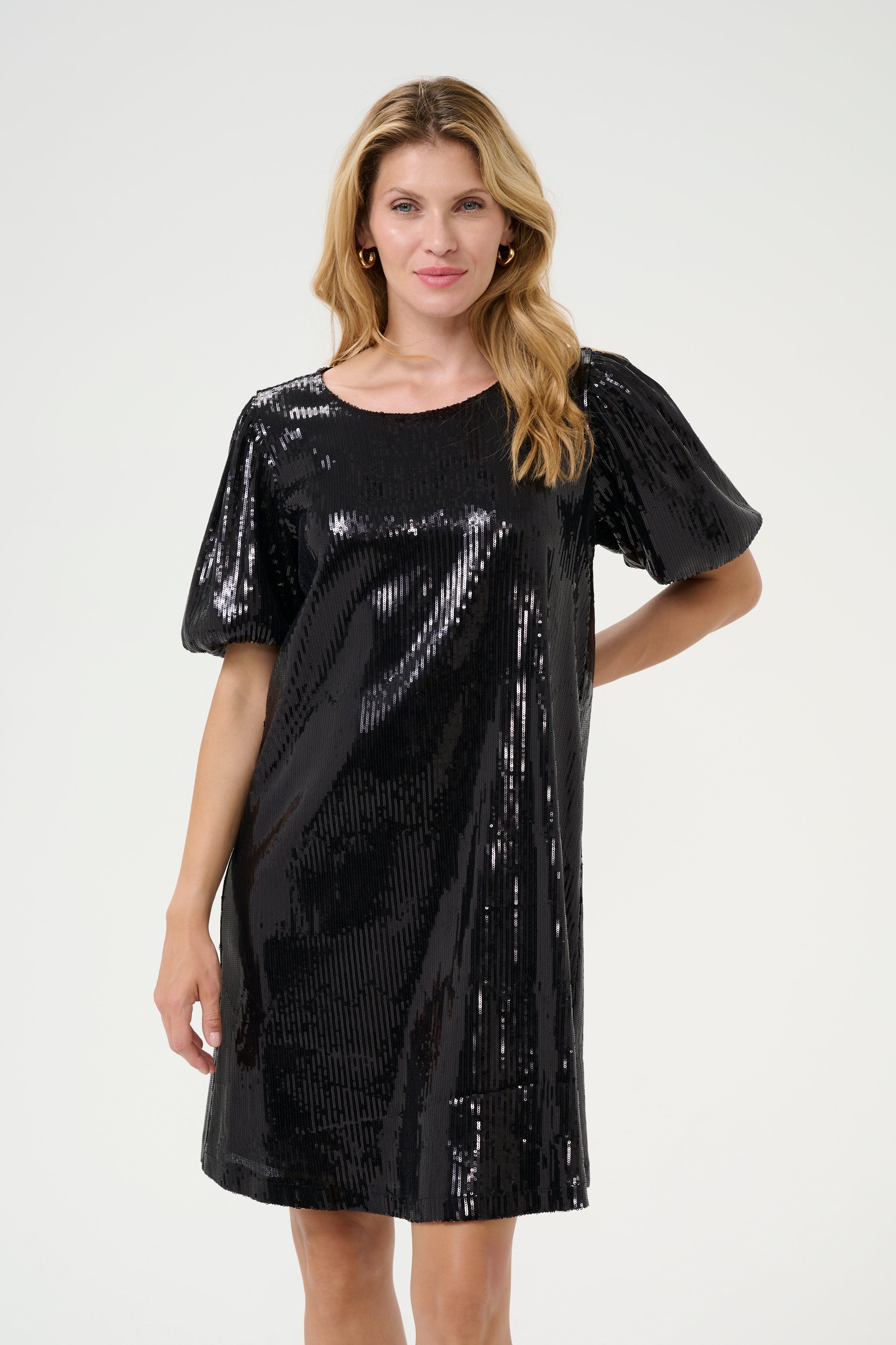 CRFesti Sequin dress LOOKBOOK FRONT 10613635-100120