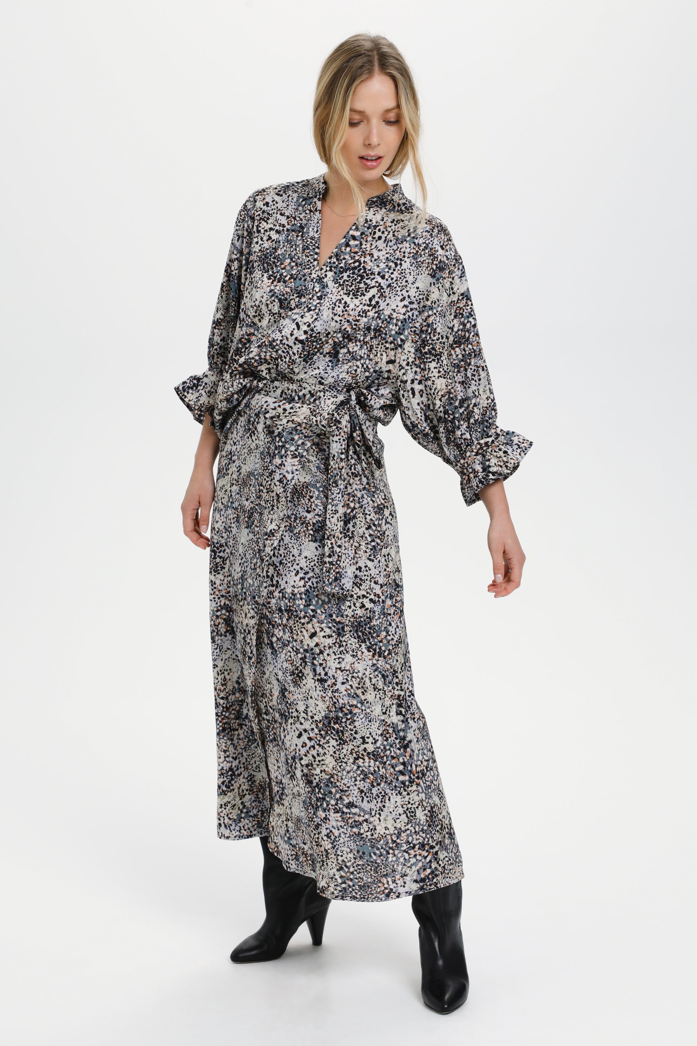 SLKarven Rok LOOKBOOK FRONT 30406161-301410