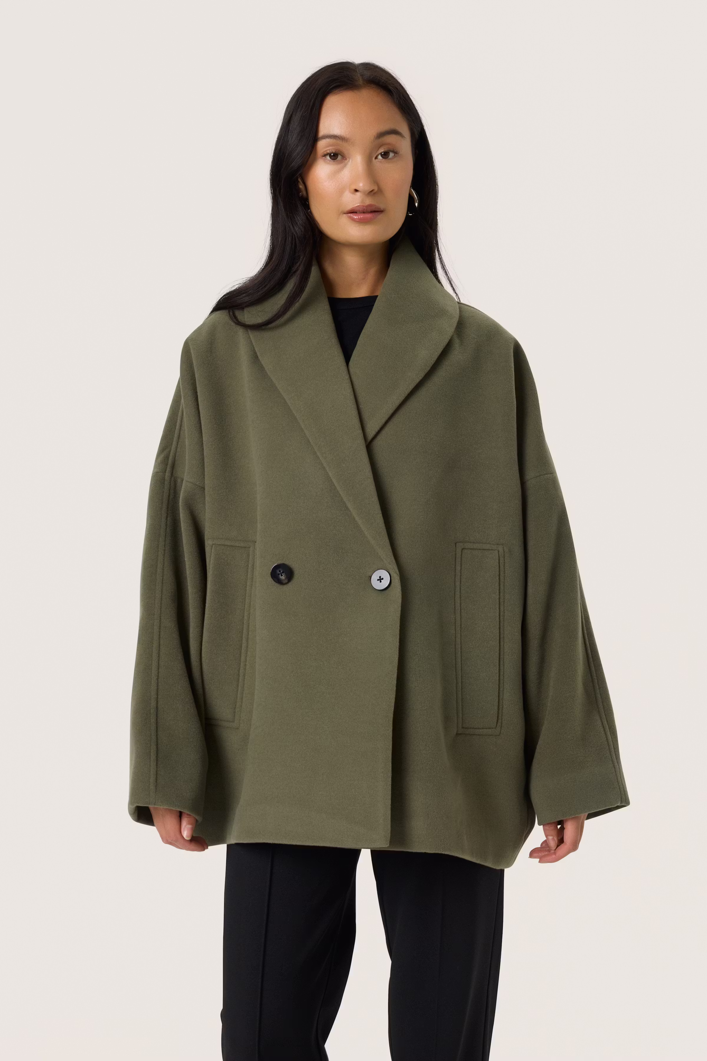 SLRubie Coat LOOKBOOK FRONT 30408269-190511