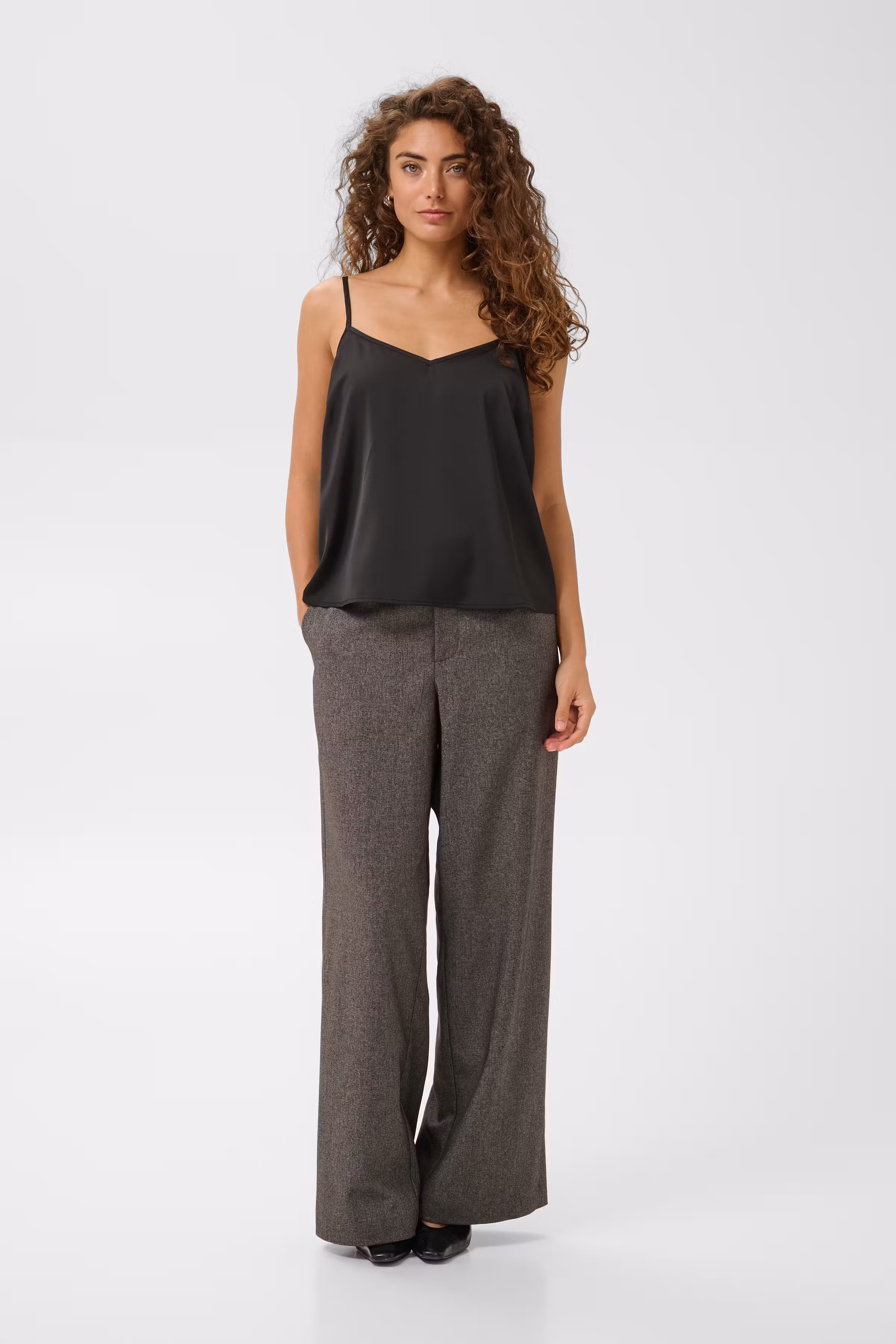 CUangelia Top LOOKBOOK FRONT 50111816-500012
