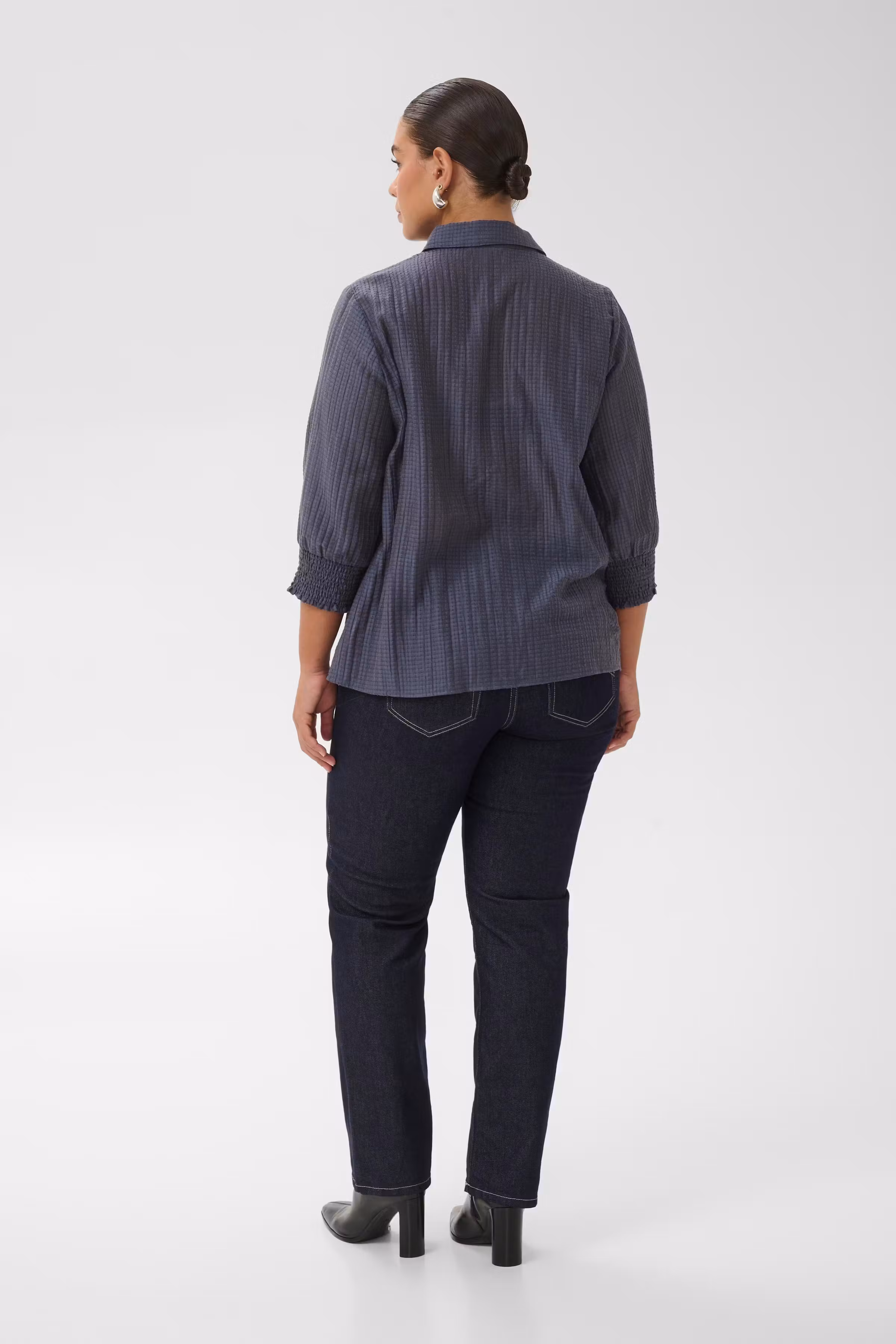 KCrie Hemd LOOKBOOK BACK 10584589-193927