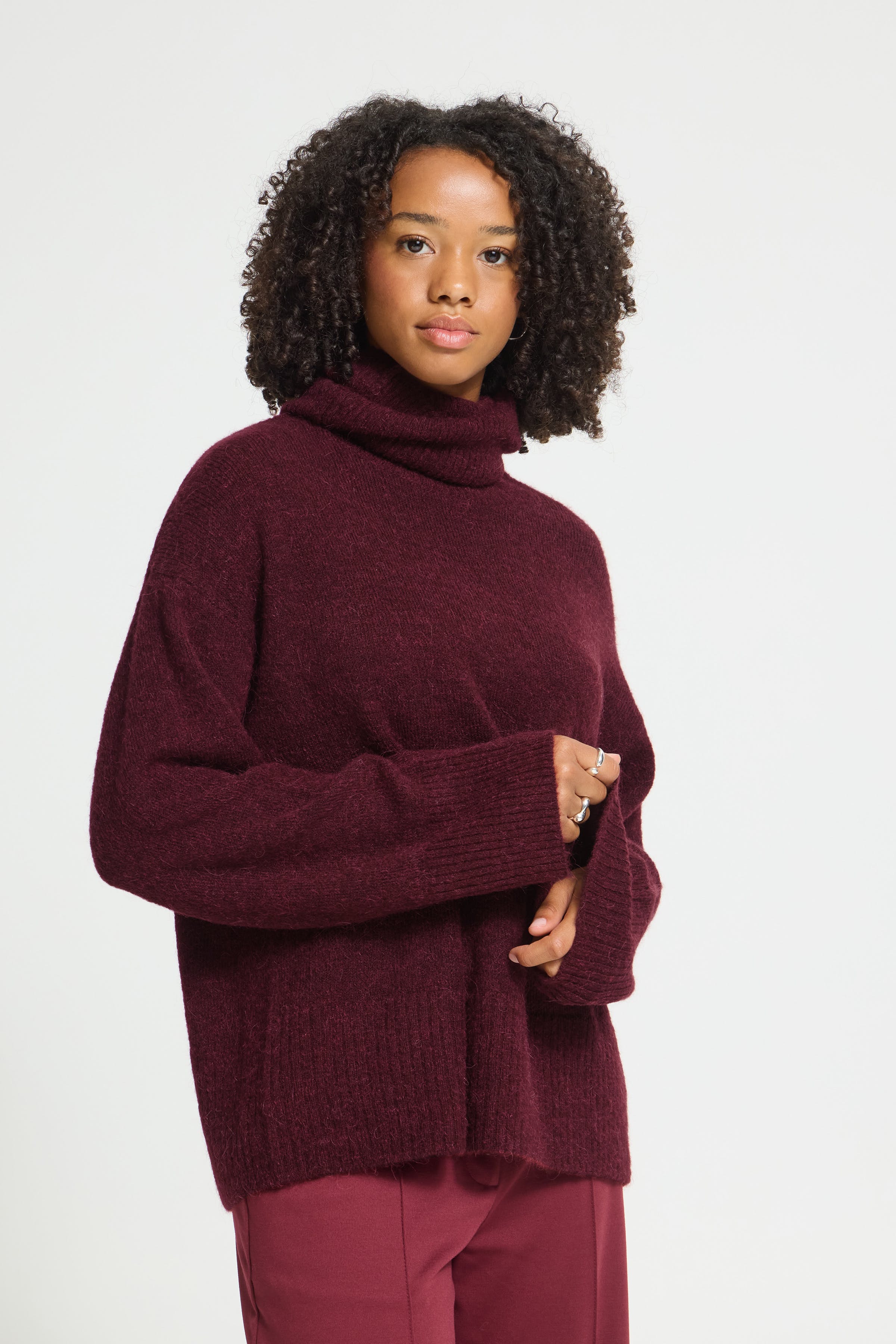 IHKAMARA Pullover LOOKBOOK FRONT 20126665-191522
